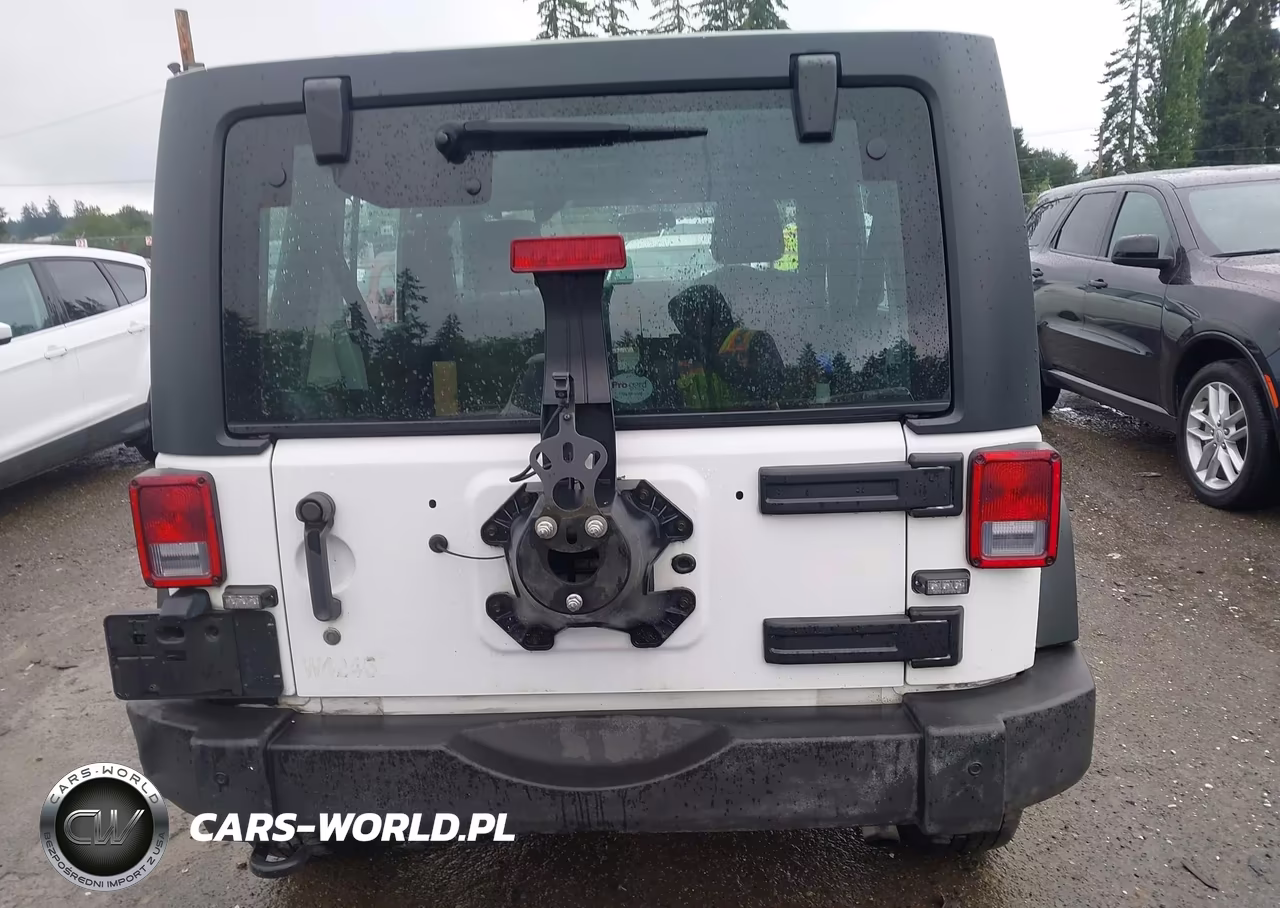 2015 Jeep Wrangler Unlimited Sport Rhd VIN:1C4BJWKG4FL630145 - 16