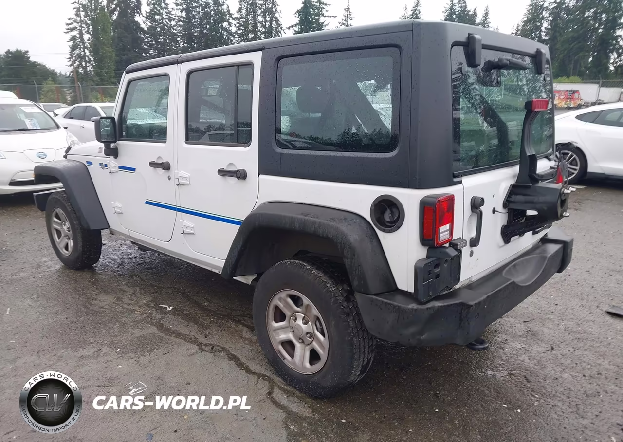 2015 Jeep Wrangler Unlimited Sport Rhd VIN:1C4BJWKG4FL630145 - 3