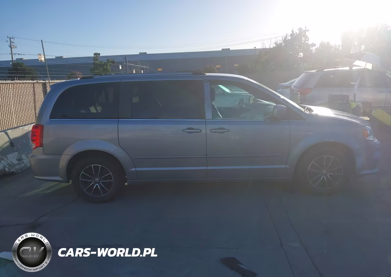 2017 Dodge Grand Caravan Sxt VIN:2C4RDGCGXHR861507 - 13