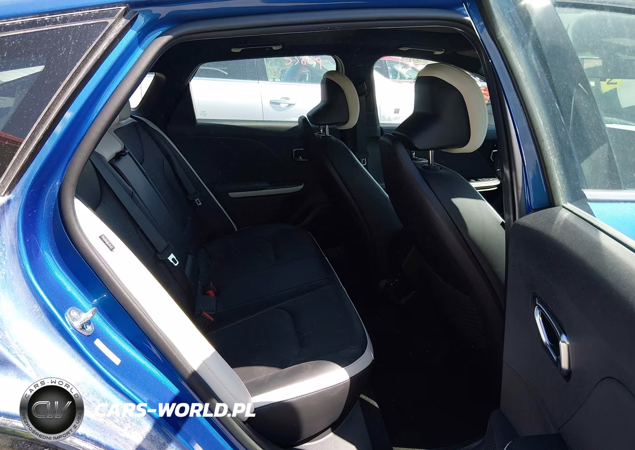 2025 Kia K4 Gt-Line VIN:3KPFW4DE4SE249126 - 8