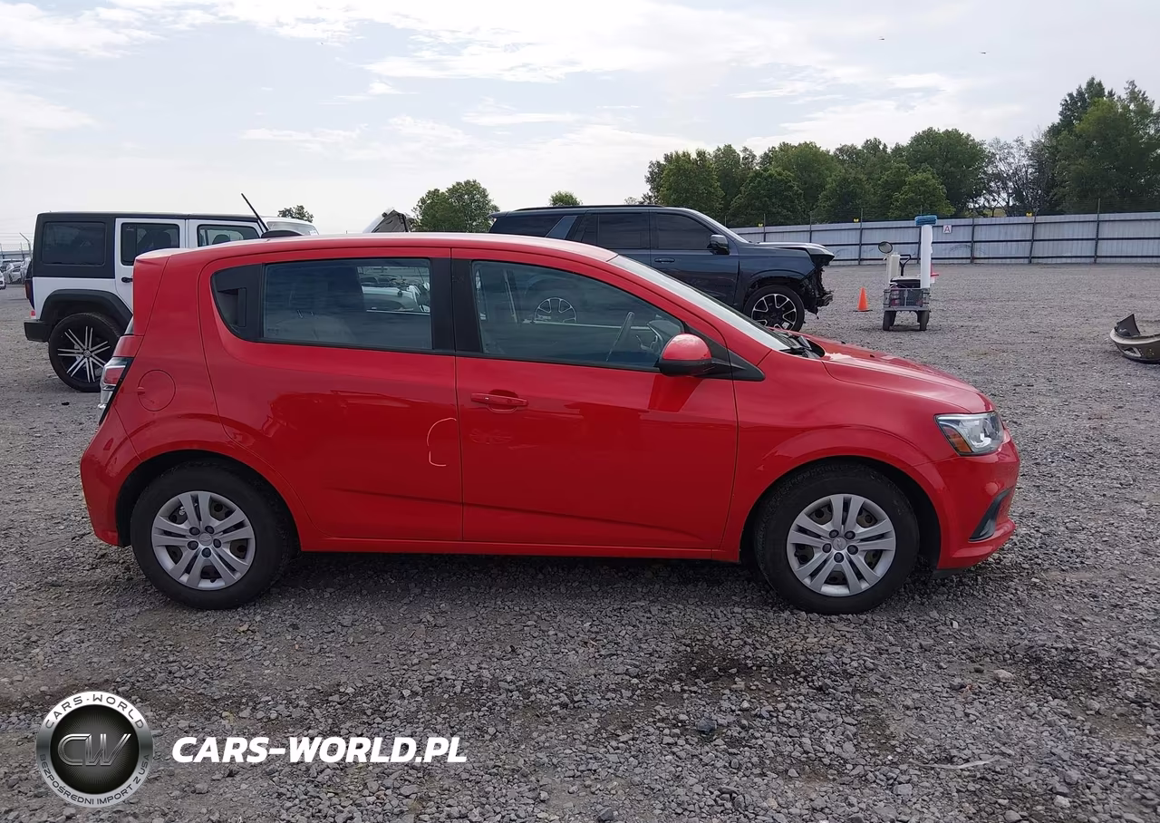 2020 Chevrolet Sonic Fwd 1Fl 5-Door VIN:1G1JG6SBXL4125143 - 13