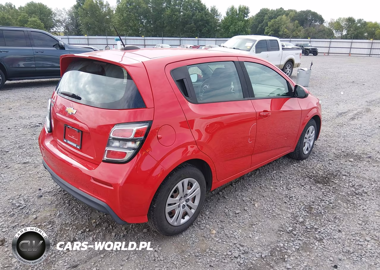 2020 Chevrolet Sonic Fwd 1Fl 5-Door VIN:1G1JG6SBXL4125143 - 4