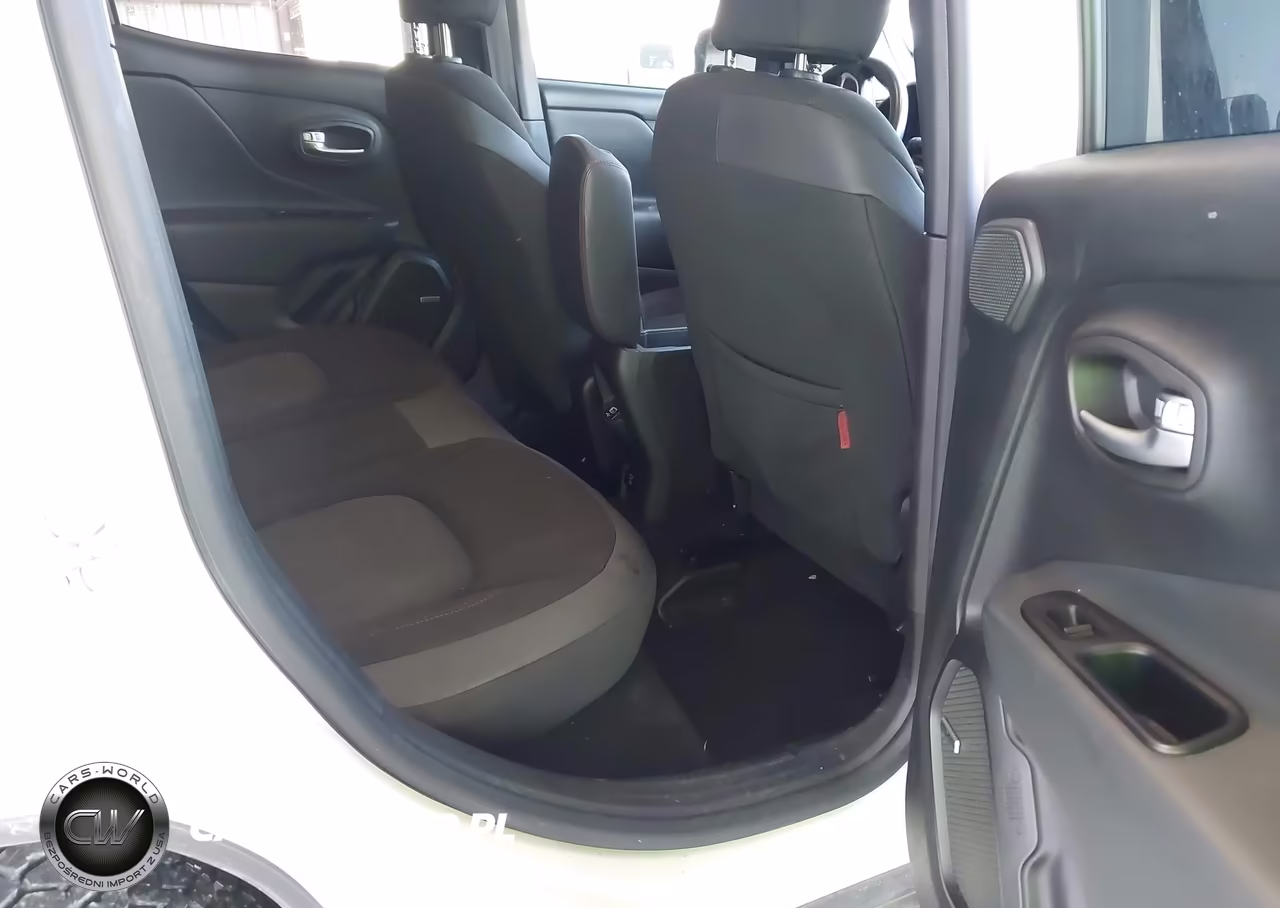 2021 Jeep Renegade Trailhawk 4X4 VIN:ZACNJDC19MPM95715 - 8