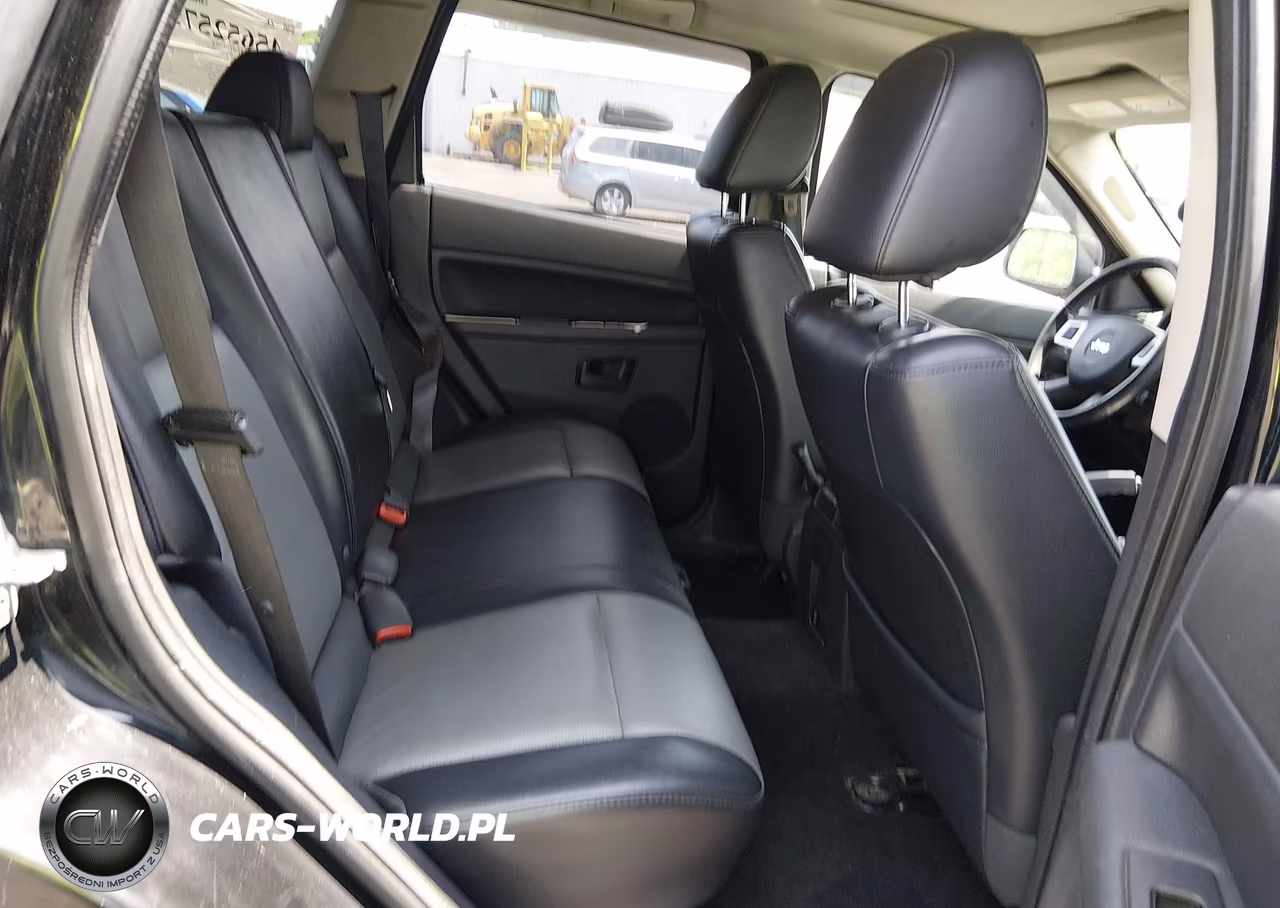 2008 Jeep Grand Cherokee Laredo VIN:1J8GR48K58C137293 - 8