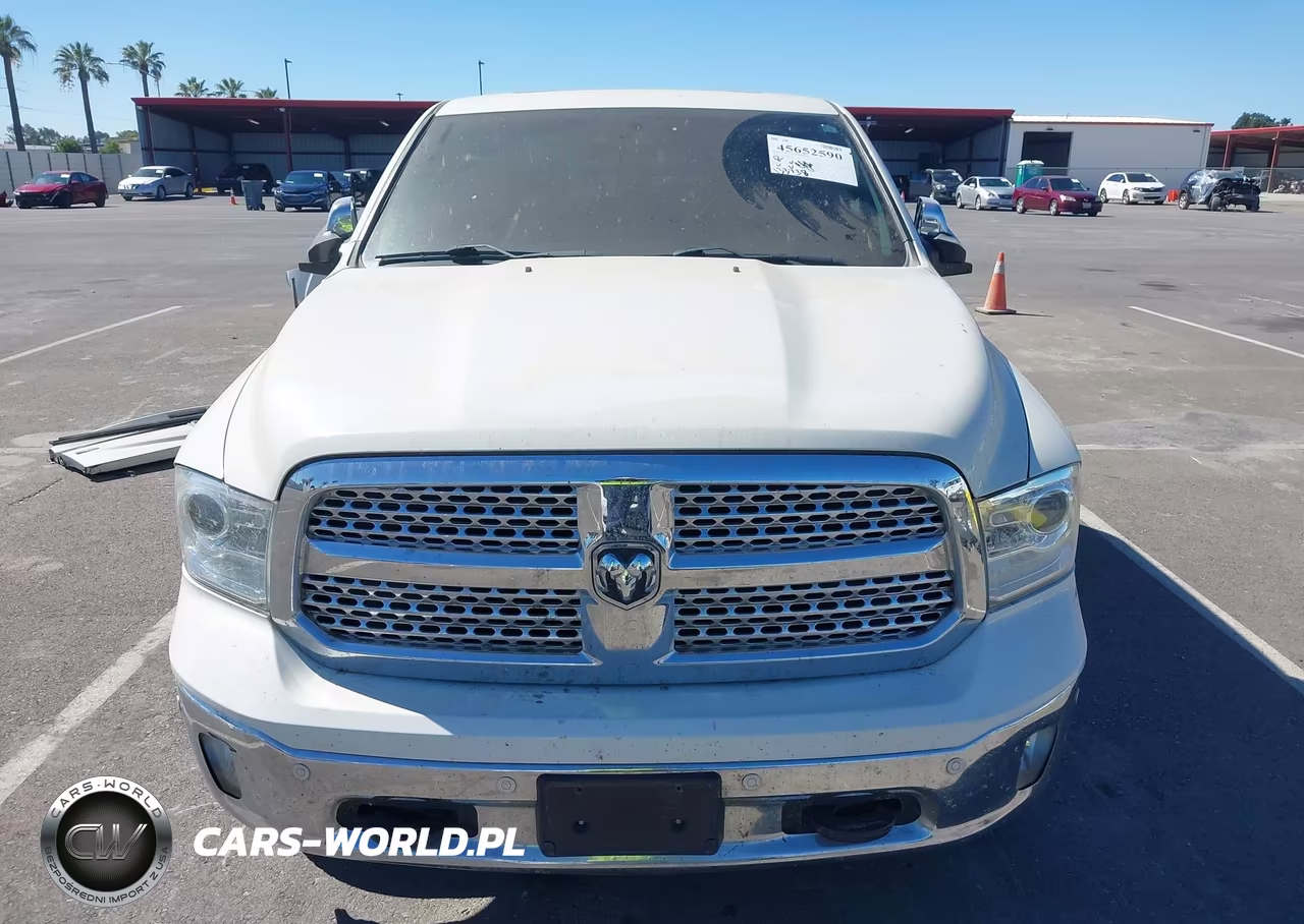 2018 Ram 1500 Laramie 4X4 5'7 Box VIN:1C6RR7NM6JS310202 - 13