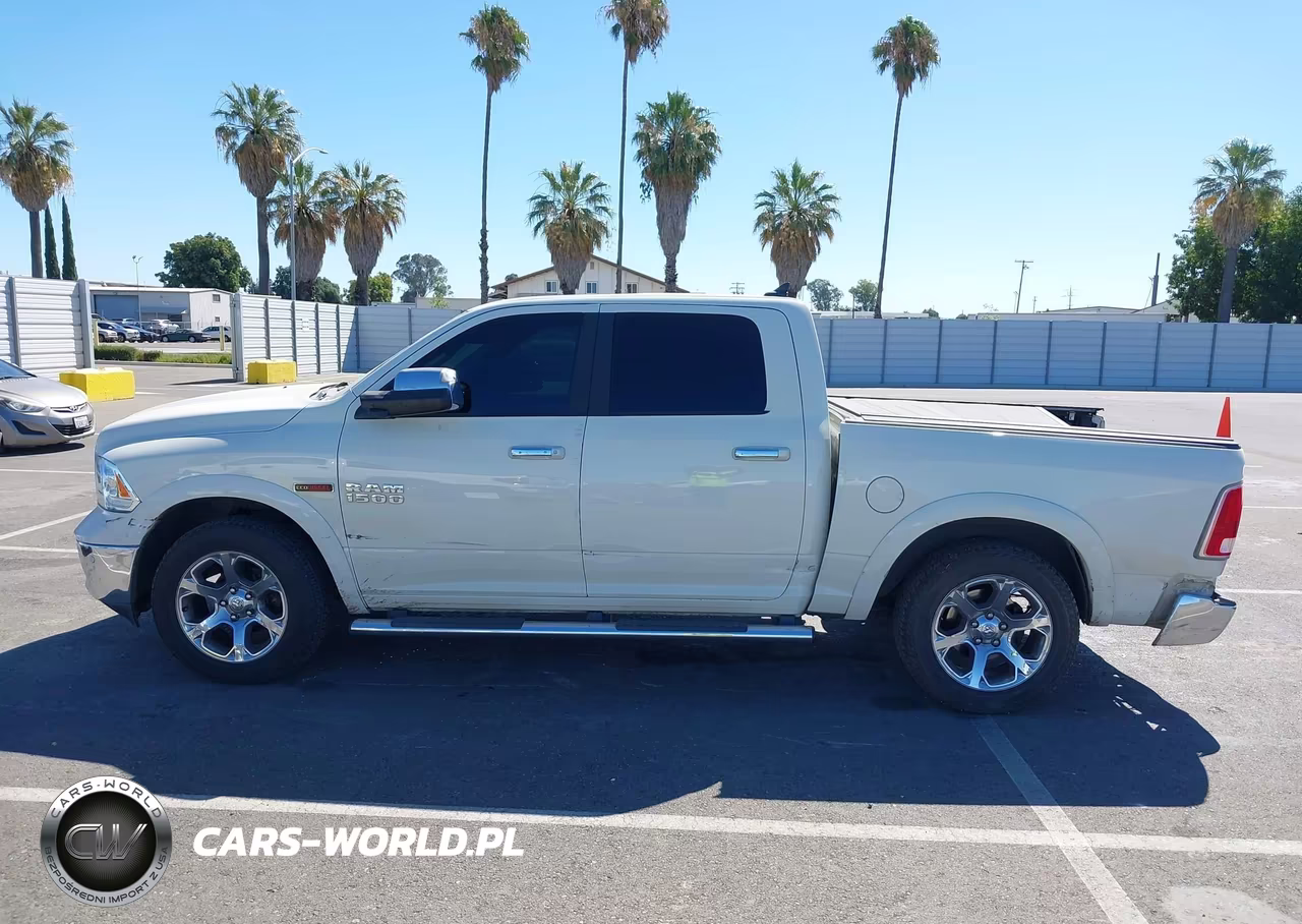 2018 Ram 1500 Laramie 4X4 5'7 Box VIN:1C6RR7NM6JS310202 - 15
