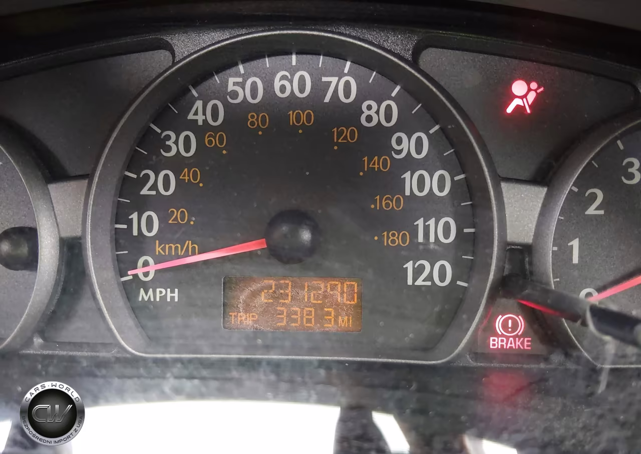 2003 Saturn Ion 2 VIN:1G8AJ52F43Z110527 - 7