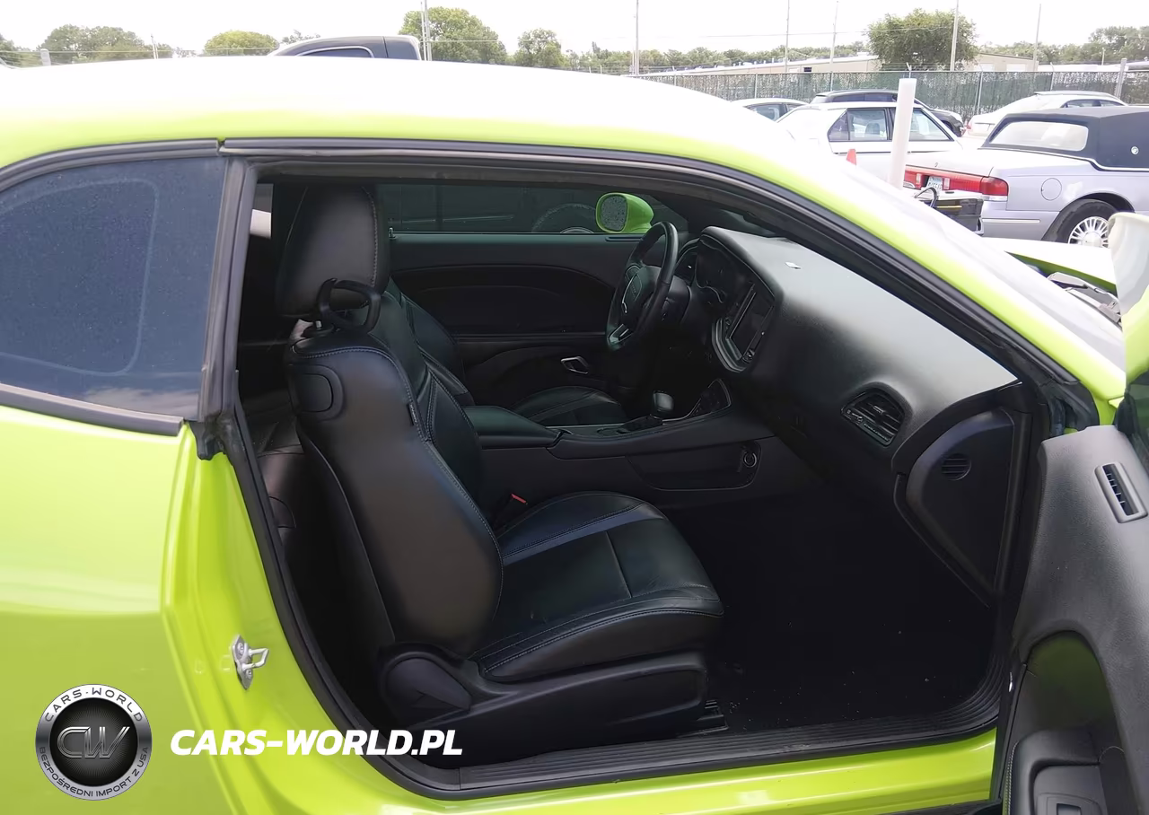 2019 Dodge Challenger Sxt Awd VIN:2C3CDZGG8KH650142 - 5
