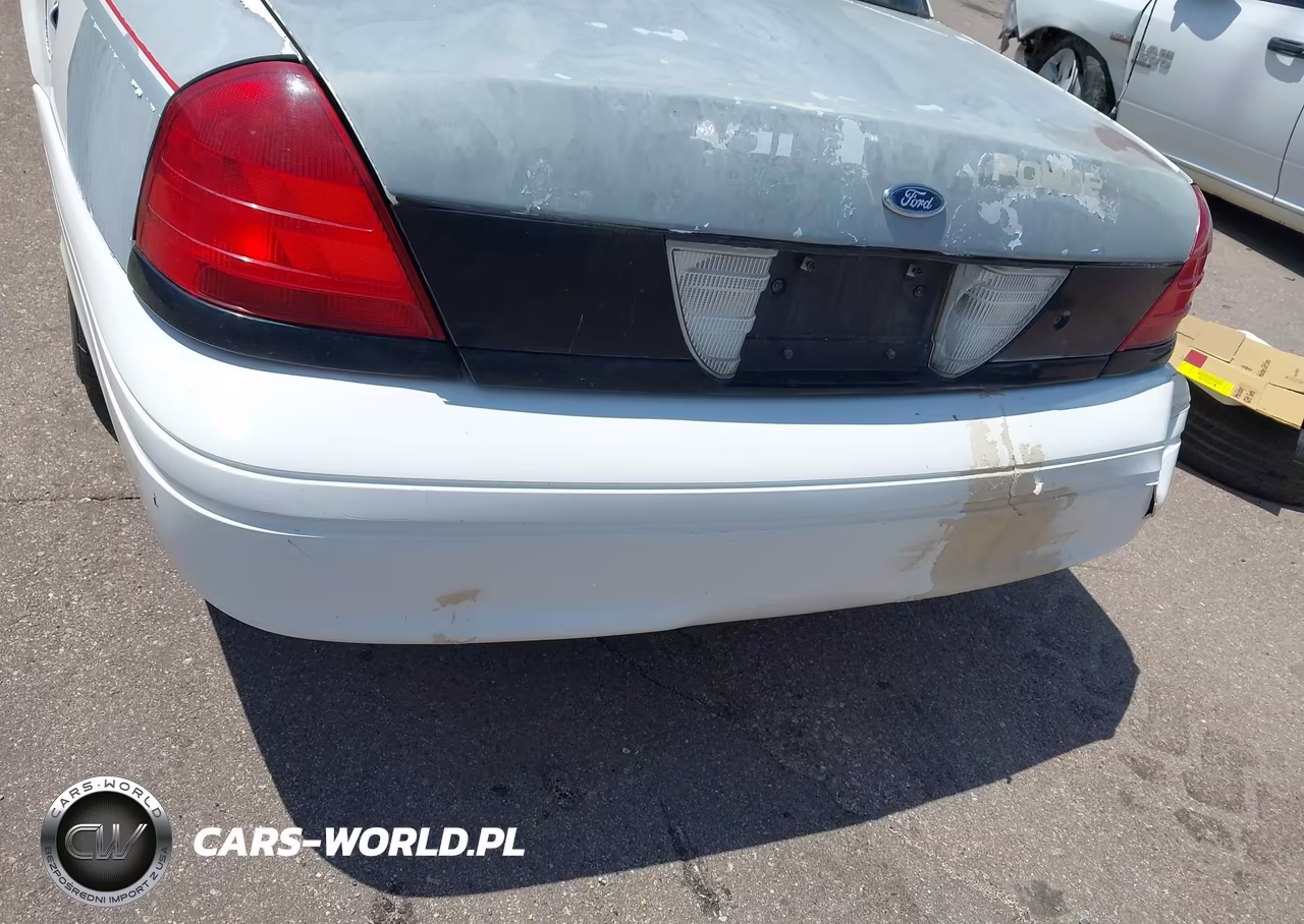 2005 Ford Crown Victoria Police VIN:2FAHP71W35X165890 - 18