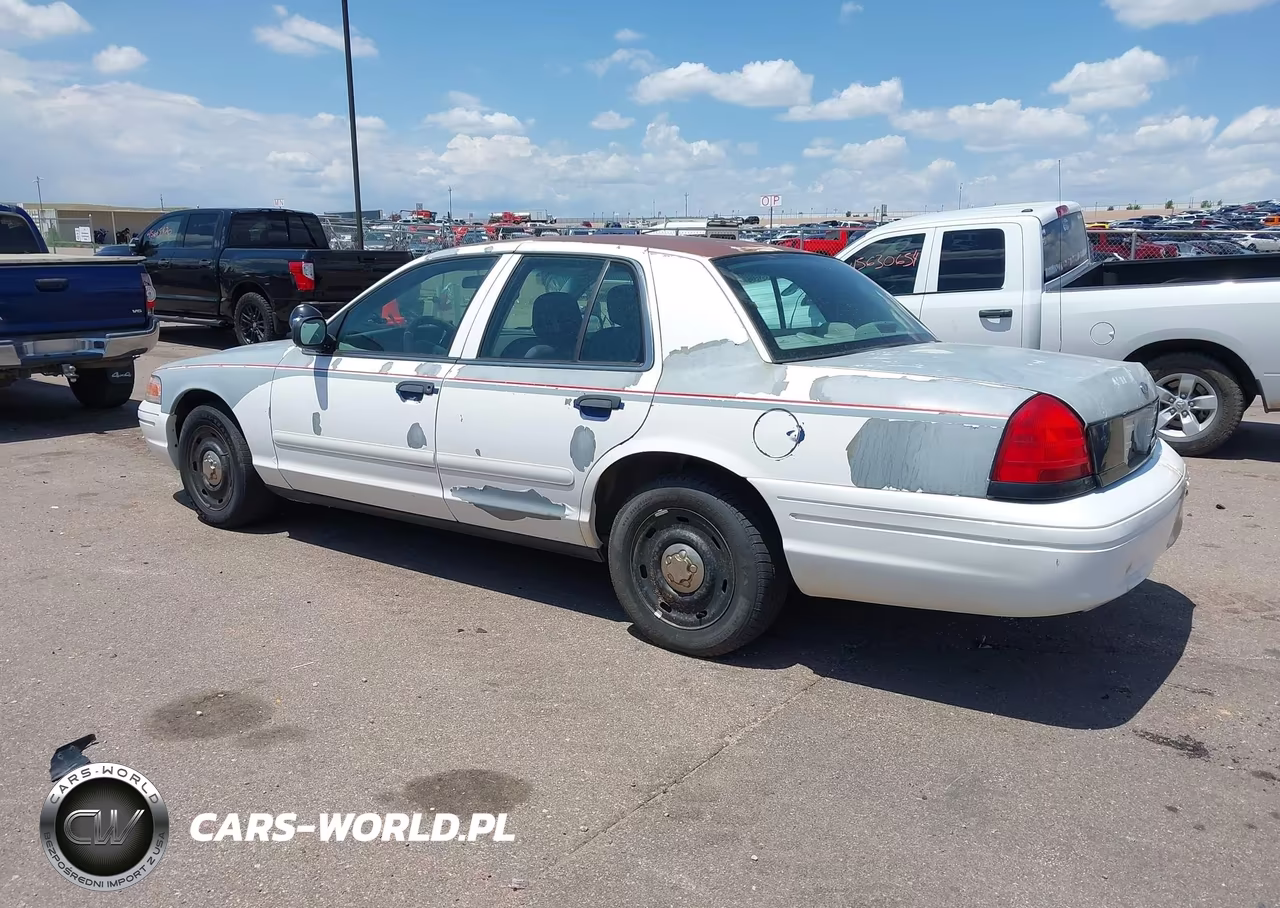 2005 Ford Crown Victoria Police VIN:2FAHP71W35X165890 - 3