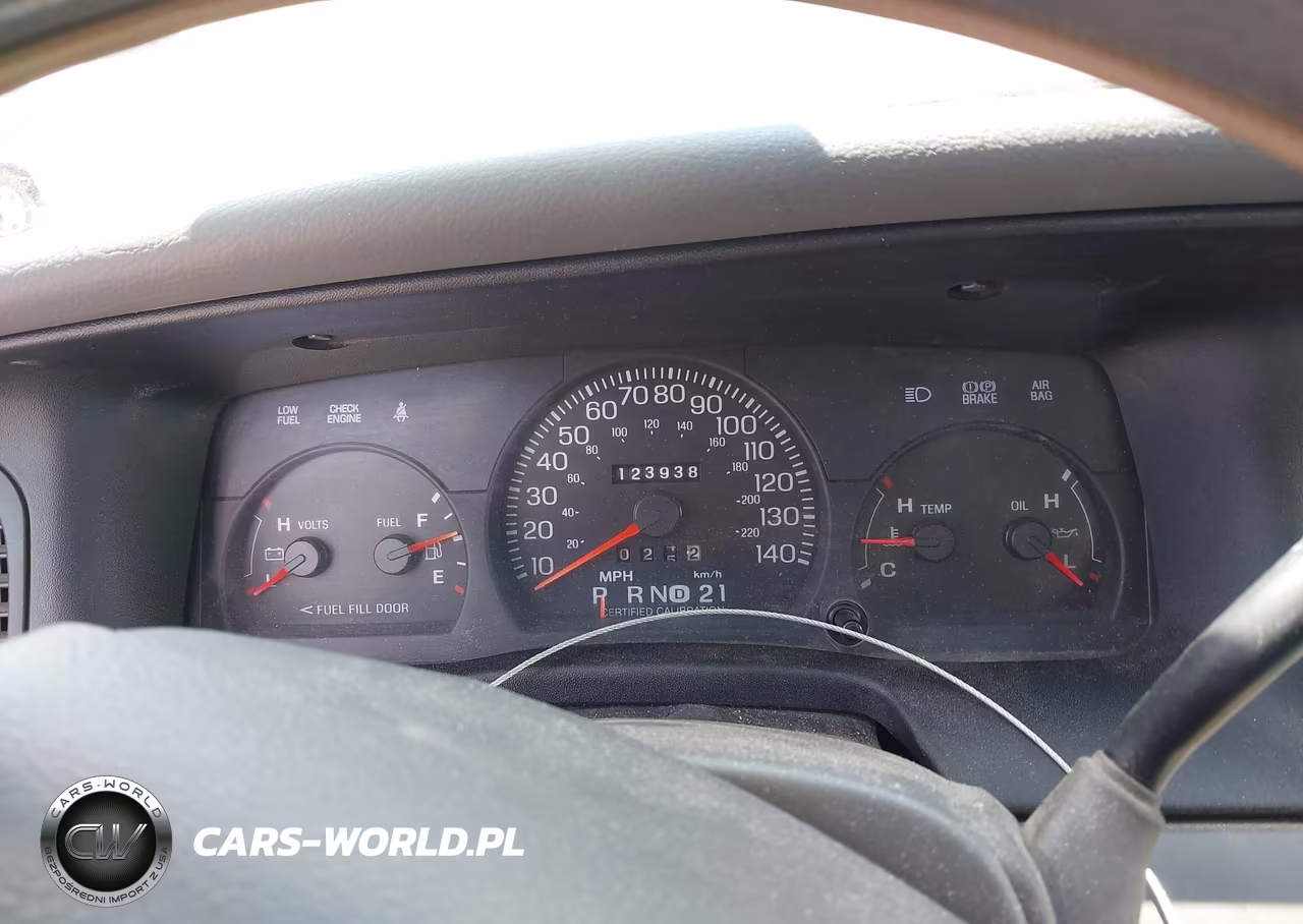 2005 Ford Crown Victoria Police VIN:2FAHP71W35X165890 - 7