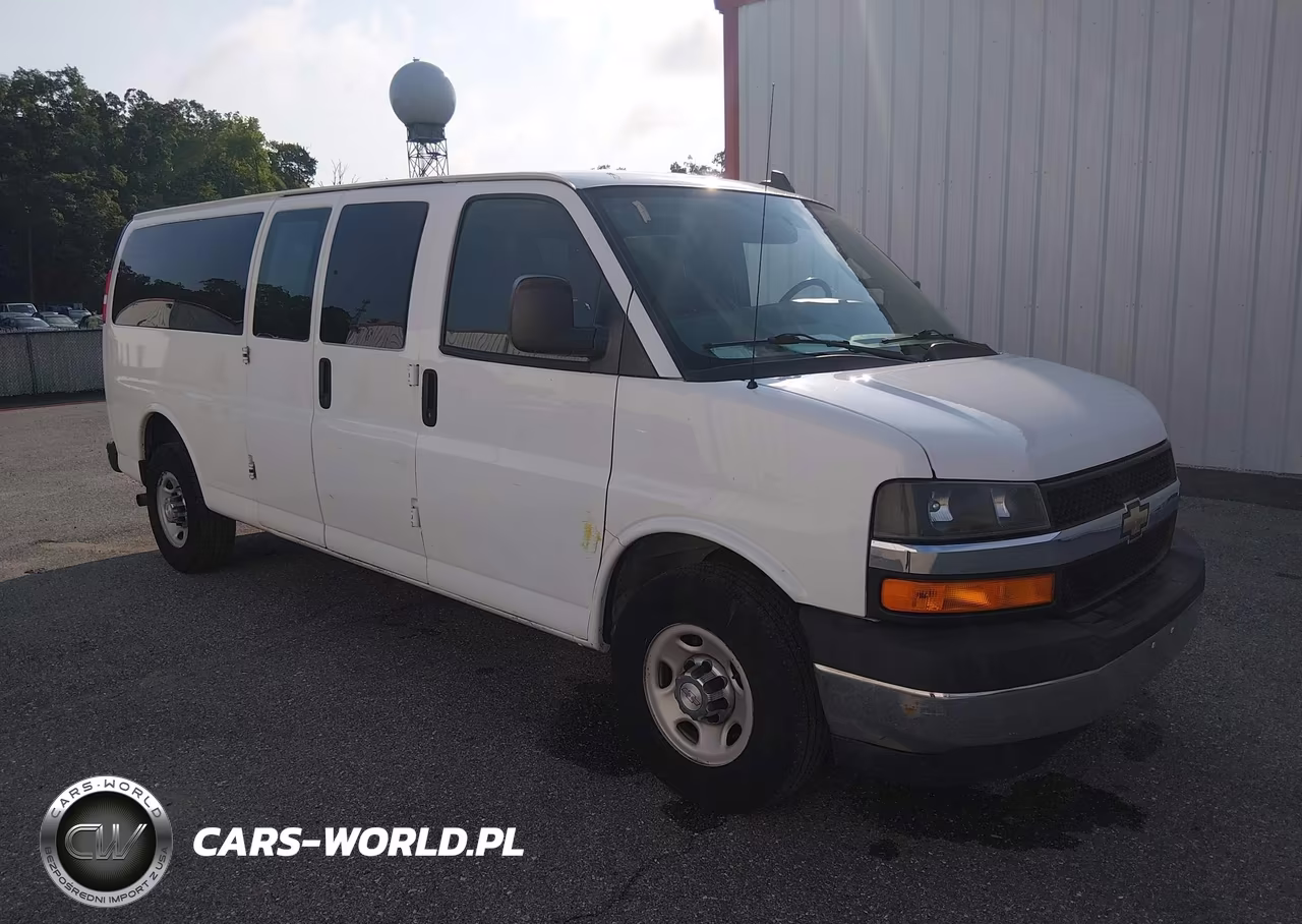 2017 Chevrolet Express 3500 Lt – zdjęcie 1 z 17