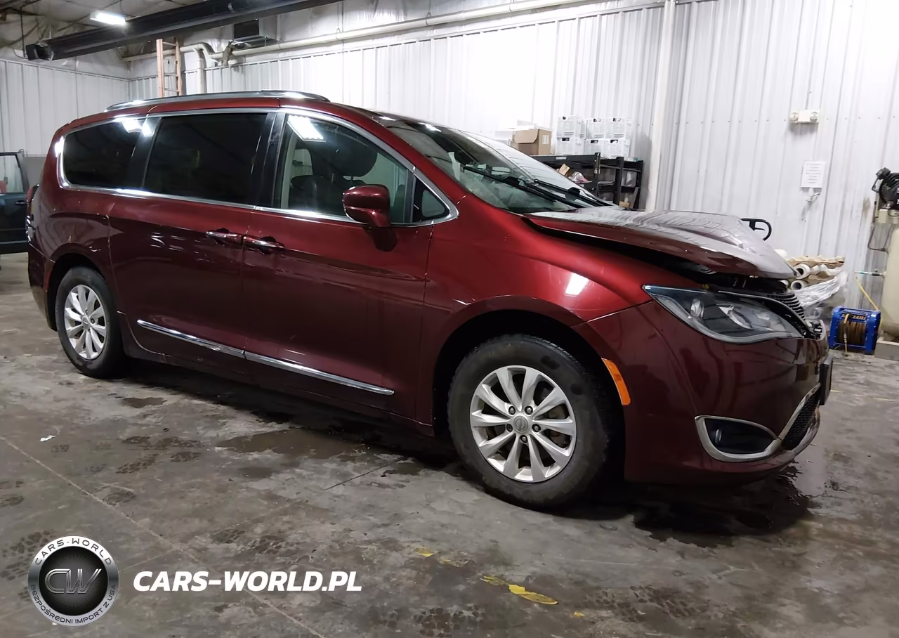 2018 Chrysler Pacifica Touring L – zdjęcie 1 z 21