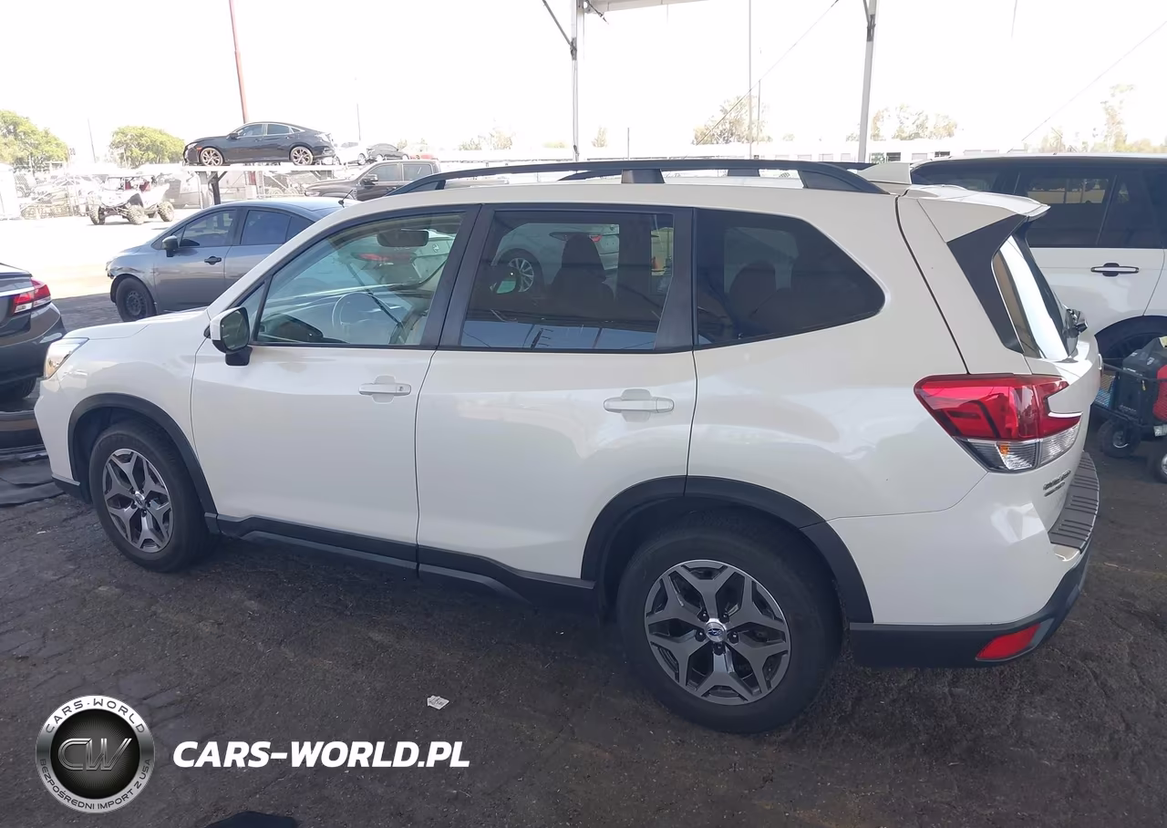 2021 Subaru Forester Premium VIN:JF2SKAJC0MH527756 - 14