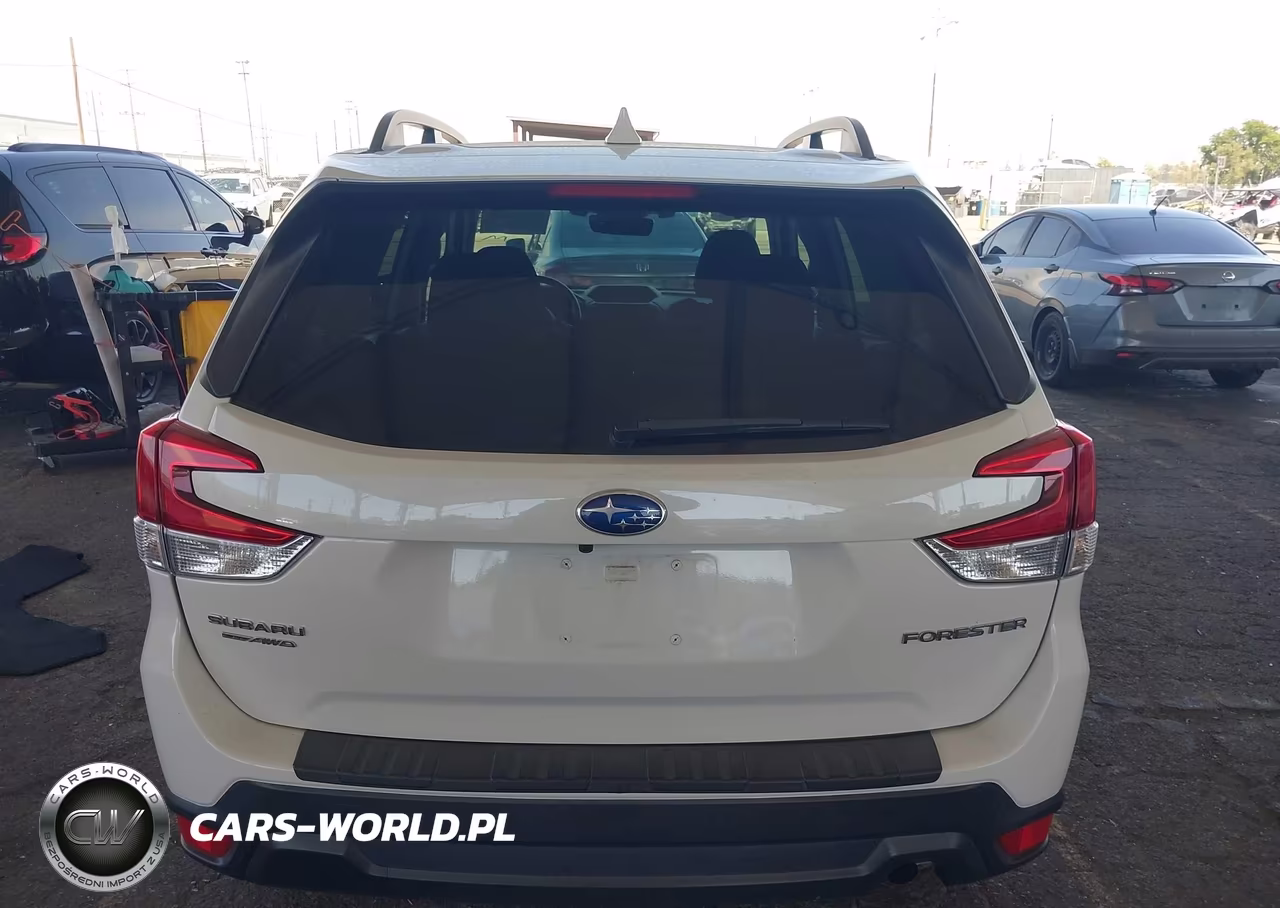 2021 Subaru Forester Premium VIN:JF2SKAJC0MH527756 - 16