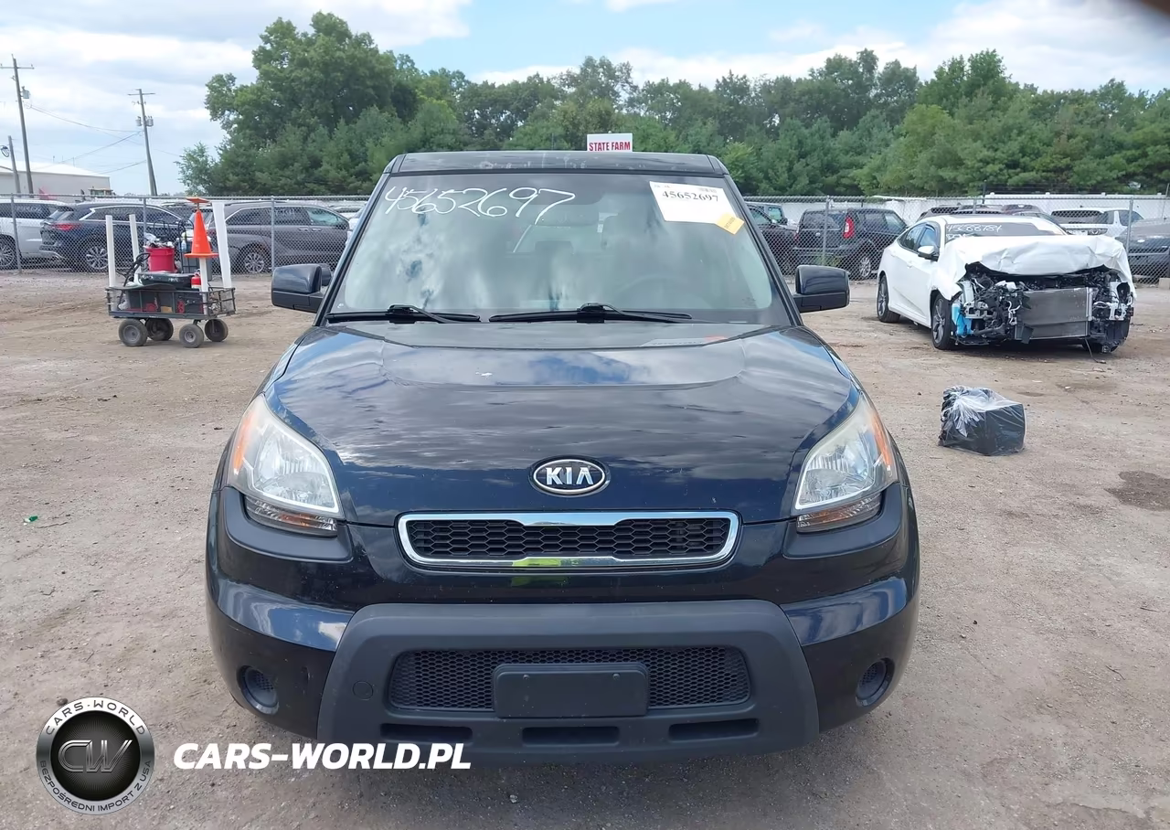 2011 Kia Soul + VIN:KNDJT2A28B7195430 - 12