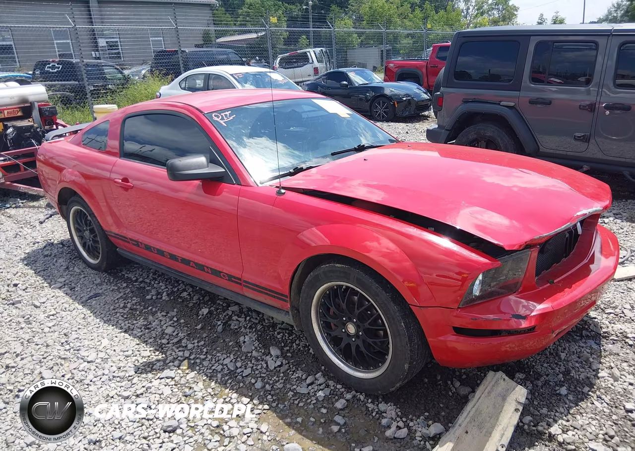 2005 Ford Mustang V6 Deluxe-V6 Premium