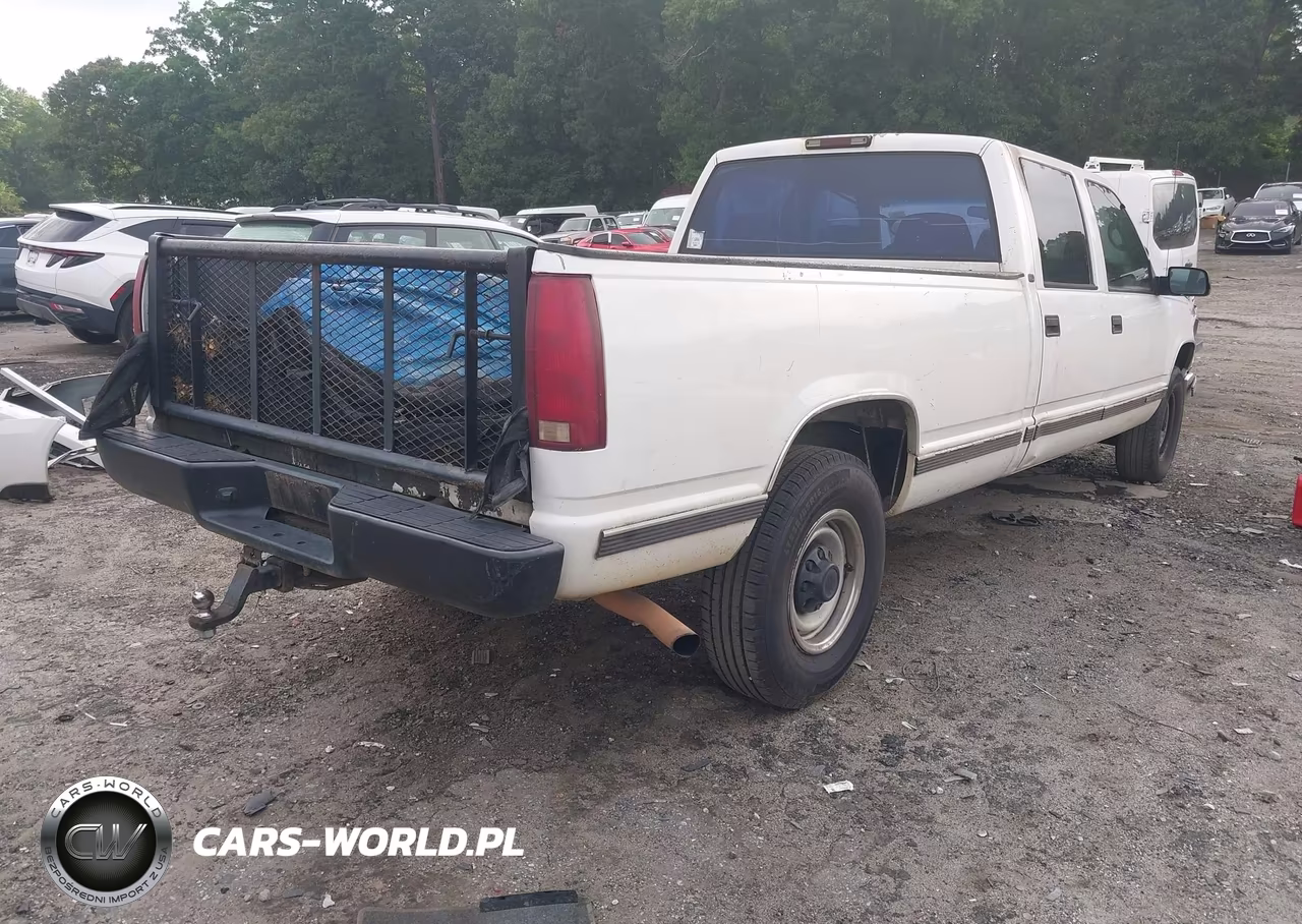 2000 GMC Sierra 3500 Classic Sl VIN:1GTGC33R9YF431642 - 4