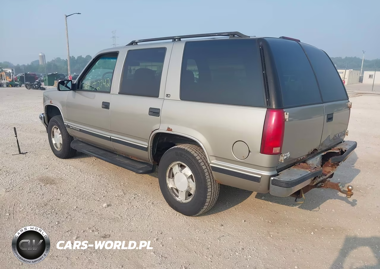 1999 Chevrolet Tahoe Ls VIN:1GNEK13R9XJ572728 - 3