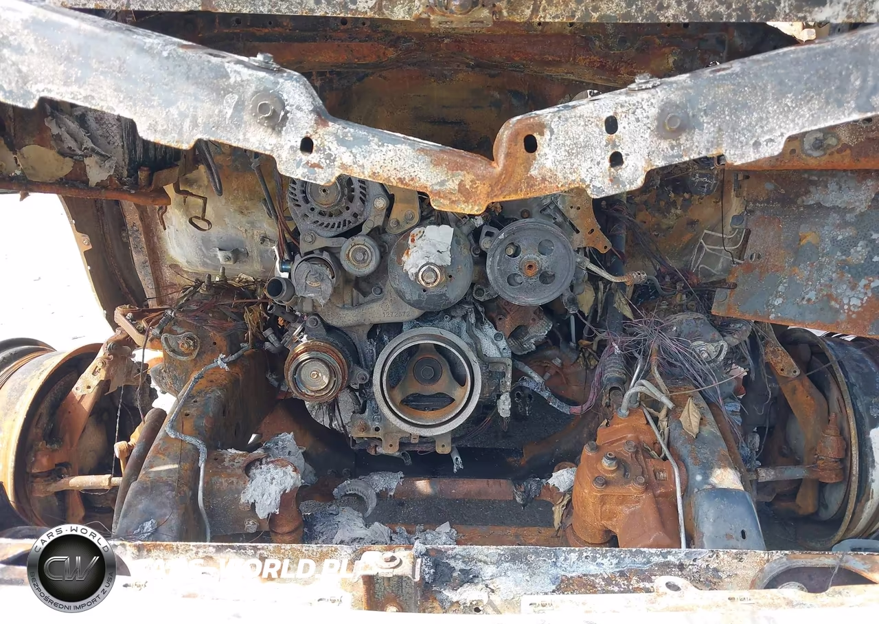 2024 Chevrolet Silverado 3500Hd Chassis Work Truck VIN:1GB3WRE73RF145196 - 10
