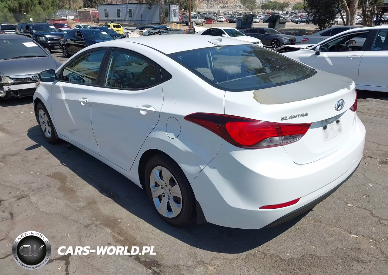 2016 Hyundai Elantra Se VIN:5NPDH4AEXGH733262 - 3