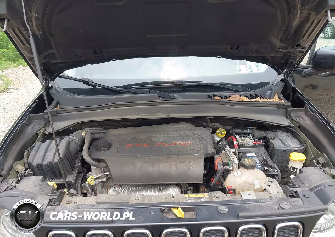 2017 Jeep Renegade Latitude VIN:ZACCJBBB5HPF98757 - 10