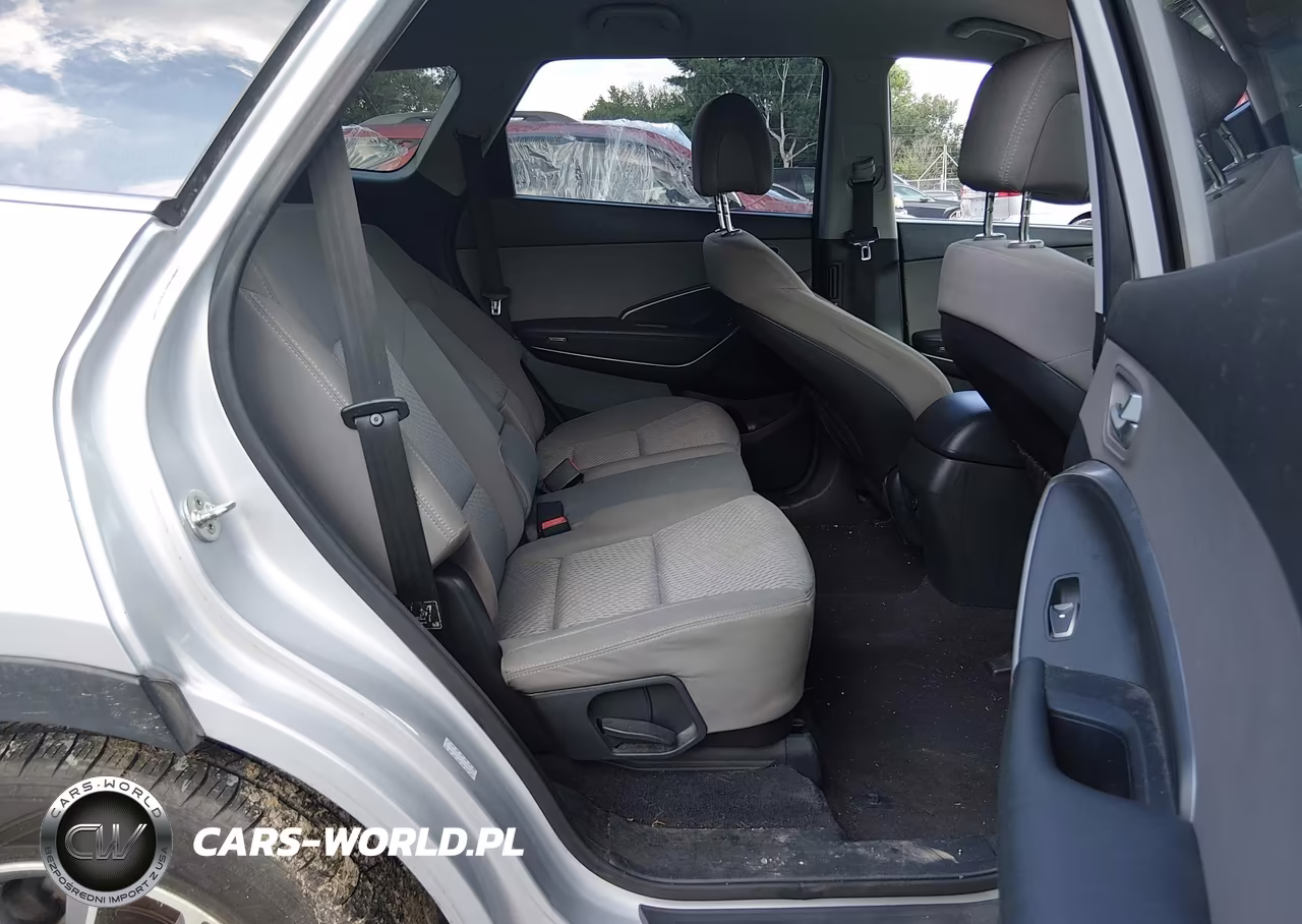 2017 Hyundai Santa Fe Se VIN:KM8SM4HF2HU186749 - 8