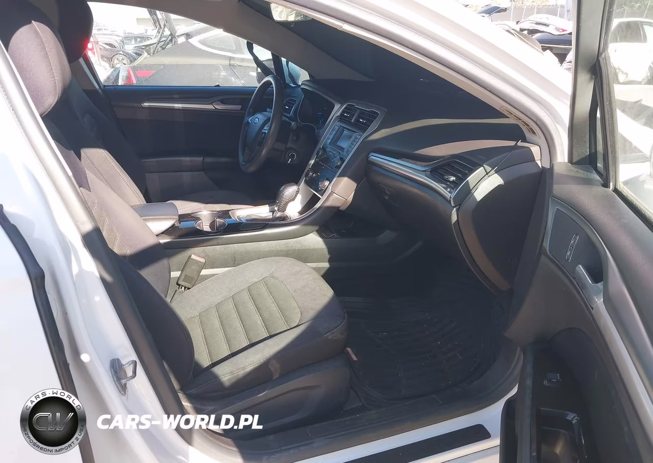2014 Ford Fusion Se VIN:3FA6P0H70ER207847 - 5