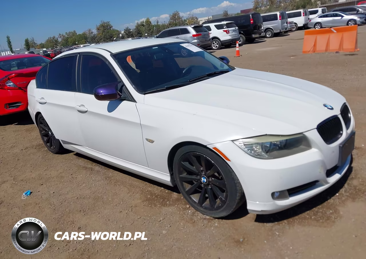 2011 BMW 328I – zdjęcie 1 z 11