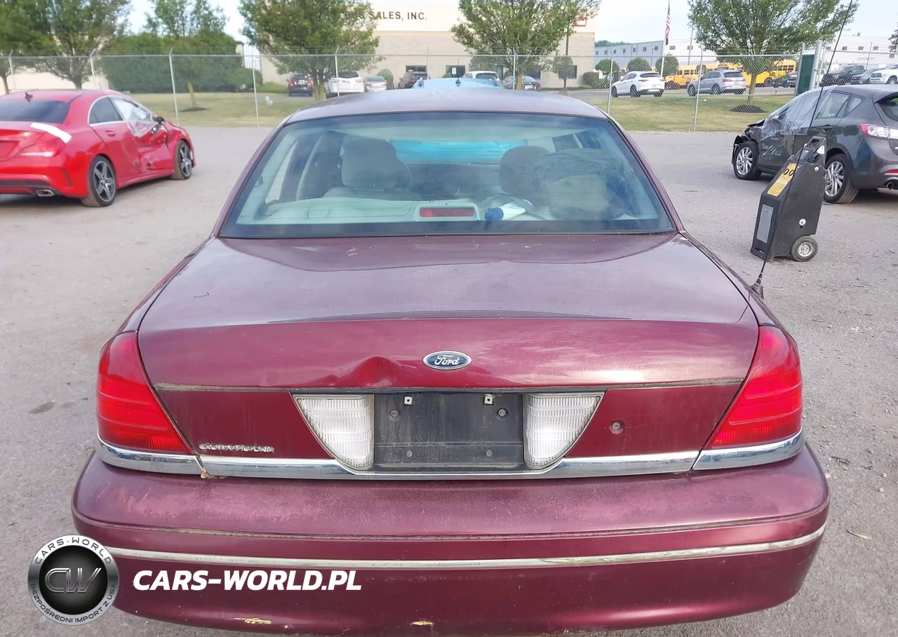 2005 Ford Crown Victoria Police VIN:2FAFP71W95X107872 - 16