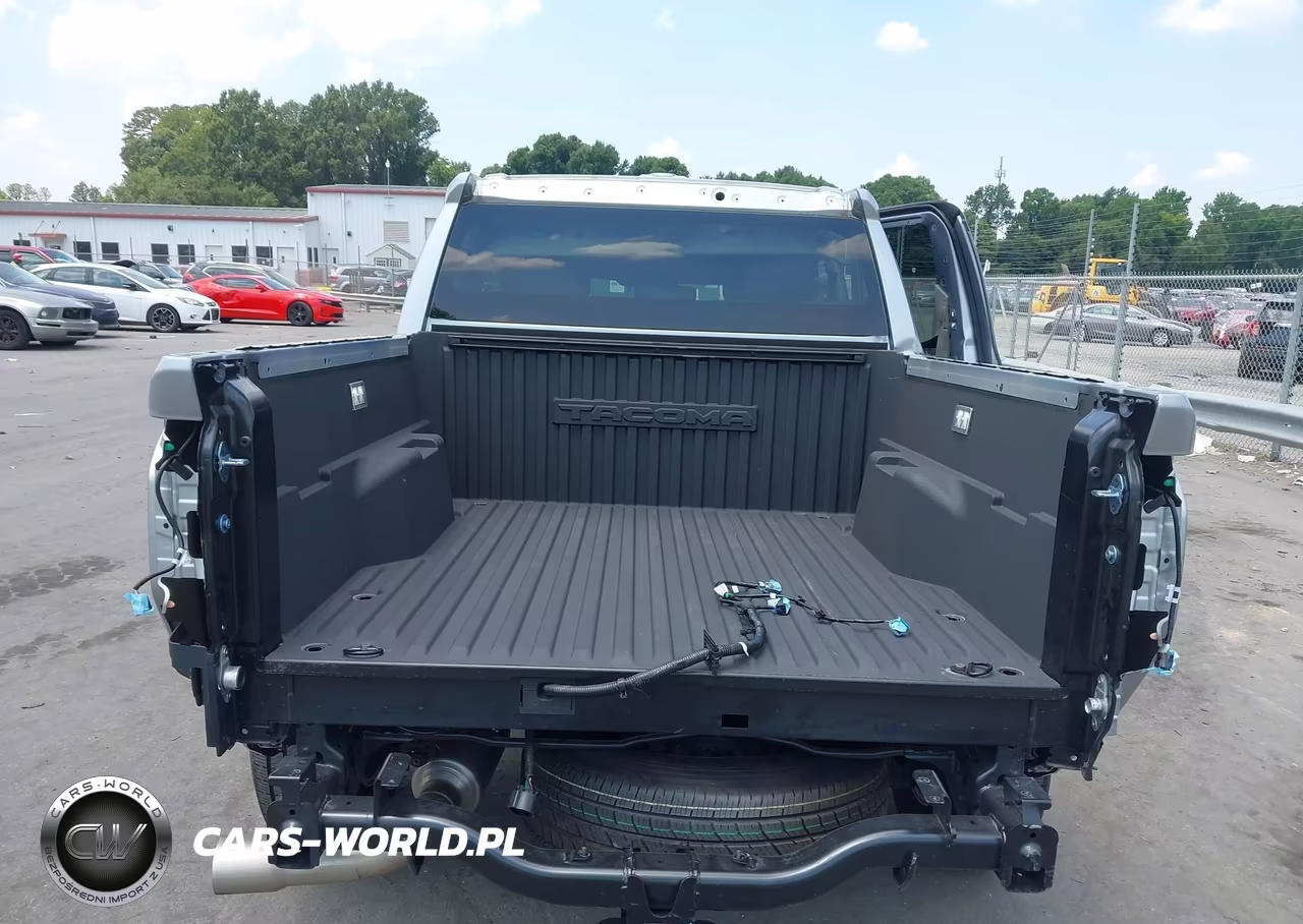 2025 Toyota Tacoma Sr5 VIN:3TMLB5JN9SM111984 - 17