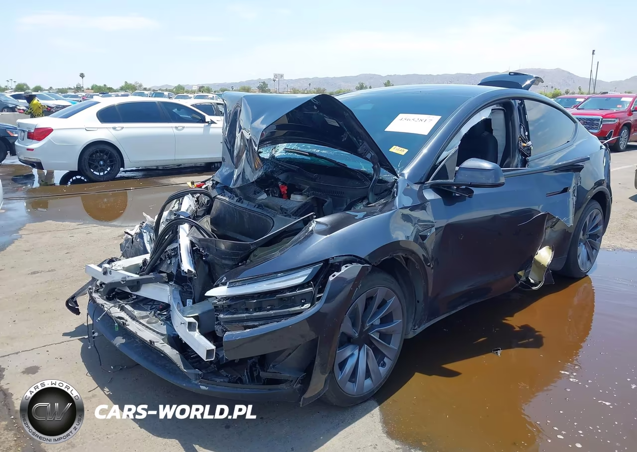 2026 Tesla Model Y All-Wheel Drive-Long Range Launch Series-Premium All-Wheel Drive VIN:7SAYGDEE0TF577761 - 2