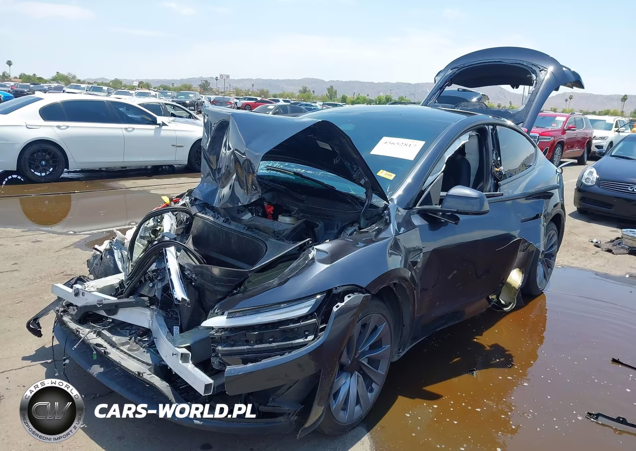 2026 Tesla Model Y All-Wheel Drive-Long Range Launch Series-Premium All-Wheel Drive VIN:7SAYGDEE0TF577761 - 6