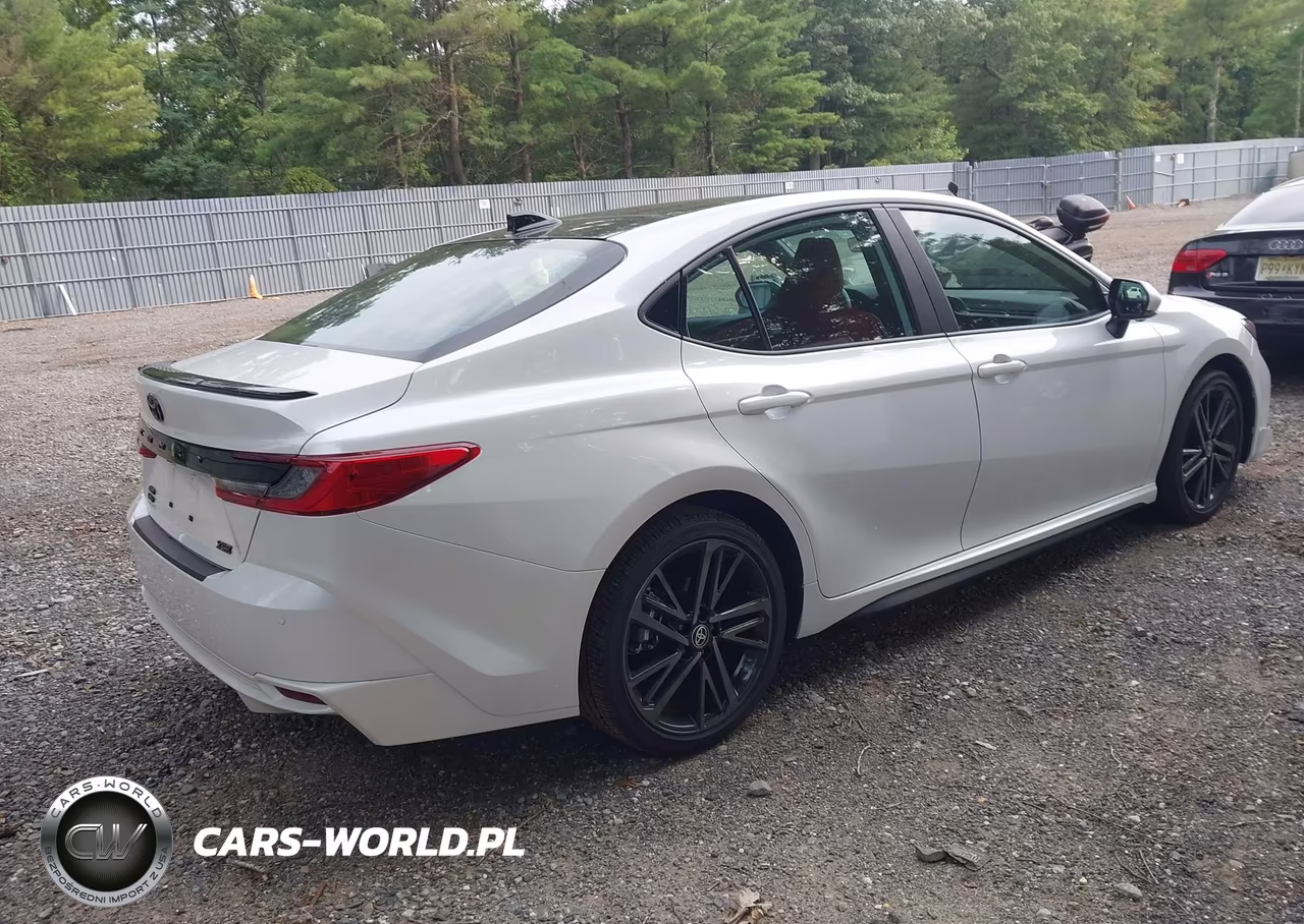 2025 Toyota Camry Xse VIN:4T1DBADK5SU521364 - 4
