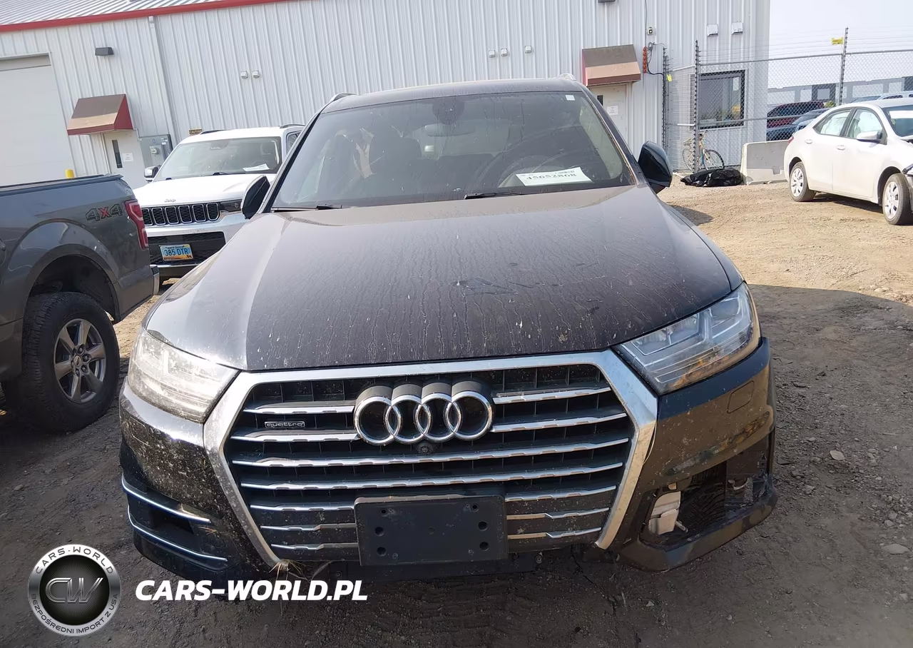 2017 Audi Q7 3.0T Premium VIN:WA1LAAF74HD033165 - 11