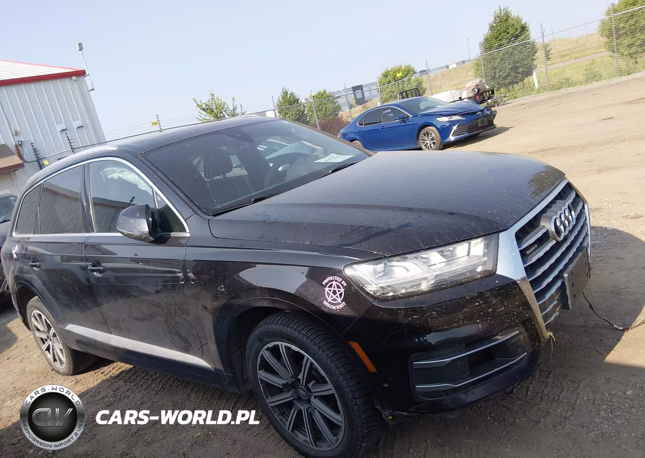 2017 Audi Q7 3.0T Premium VIN:WA1LAAF74HD033165 - 12