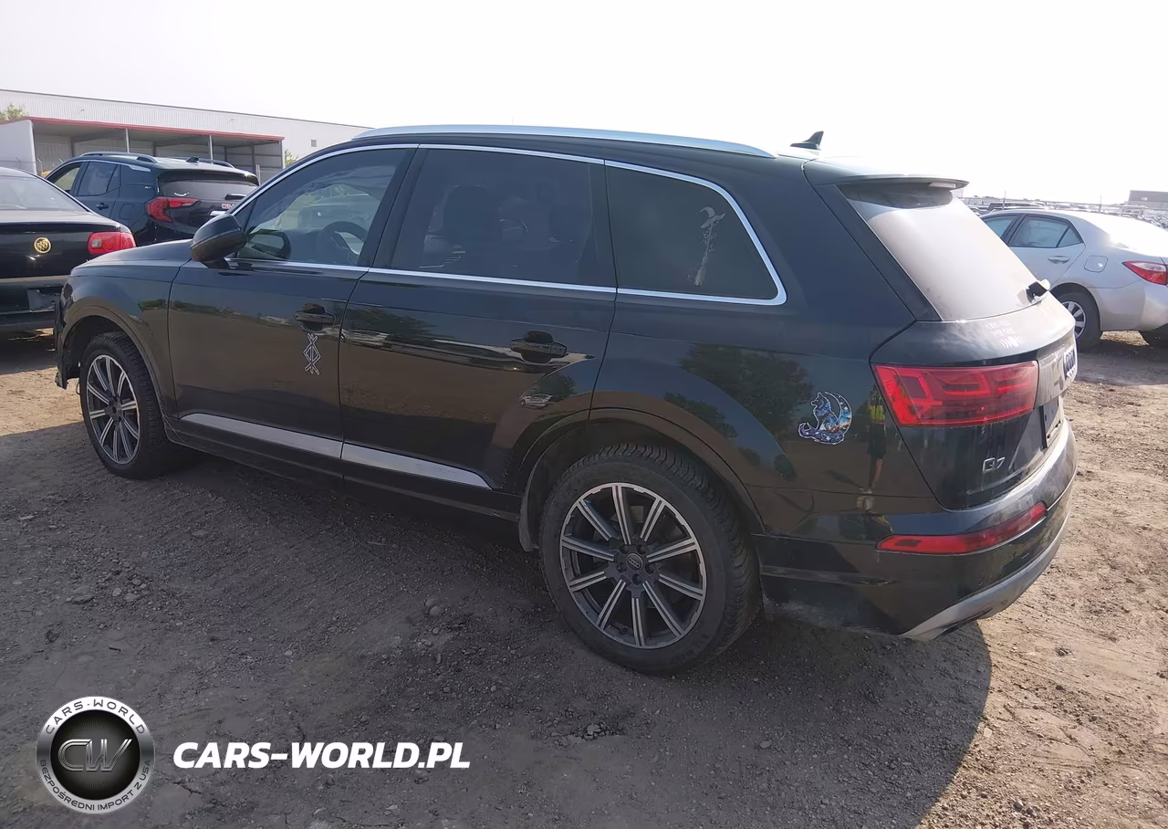 2017 Audi Q7 3.0T Premium VIN:WA1LAAF74HD033165 - 3