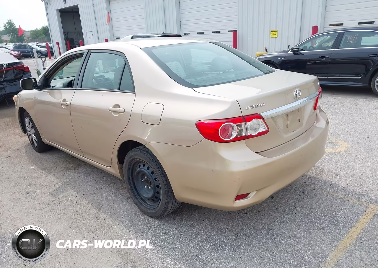2012 Toyota Corolla Le VIN:2T1BU4EE7CC862991 - 3