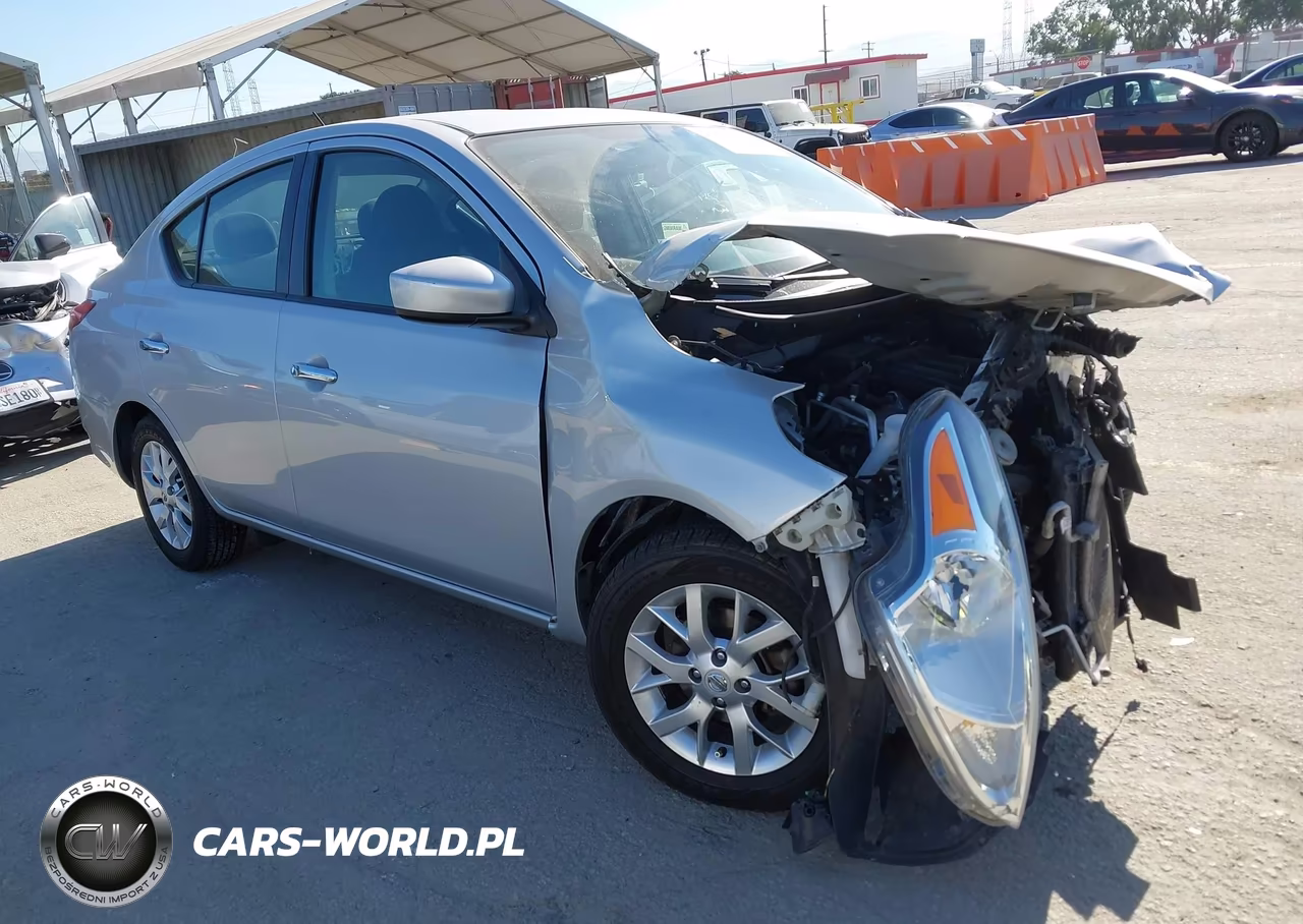 2018 Nissan Versa 1.6 Sv