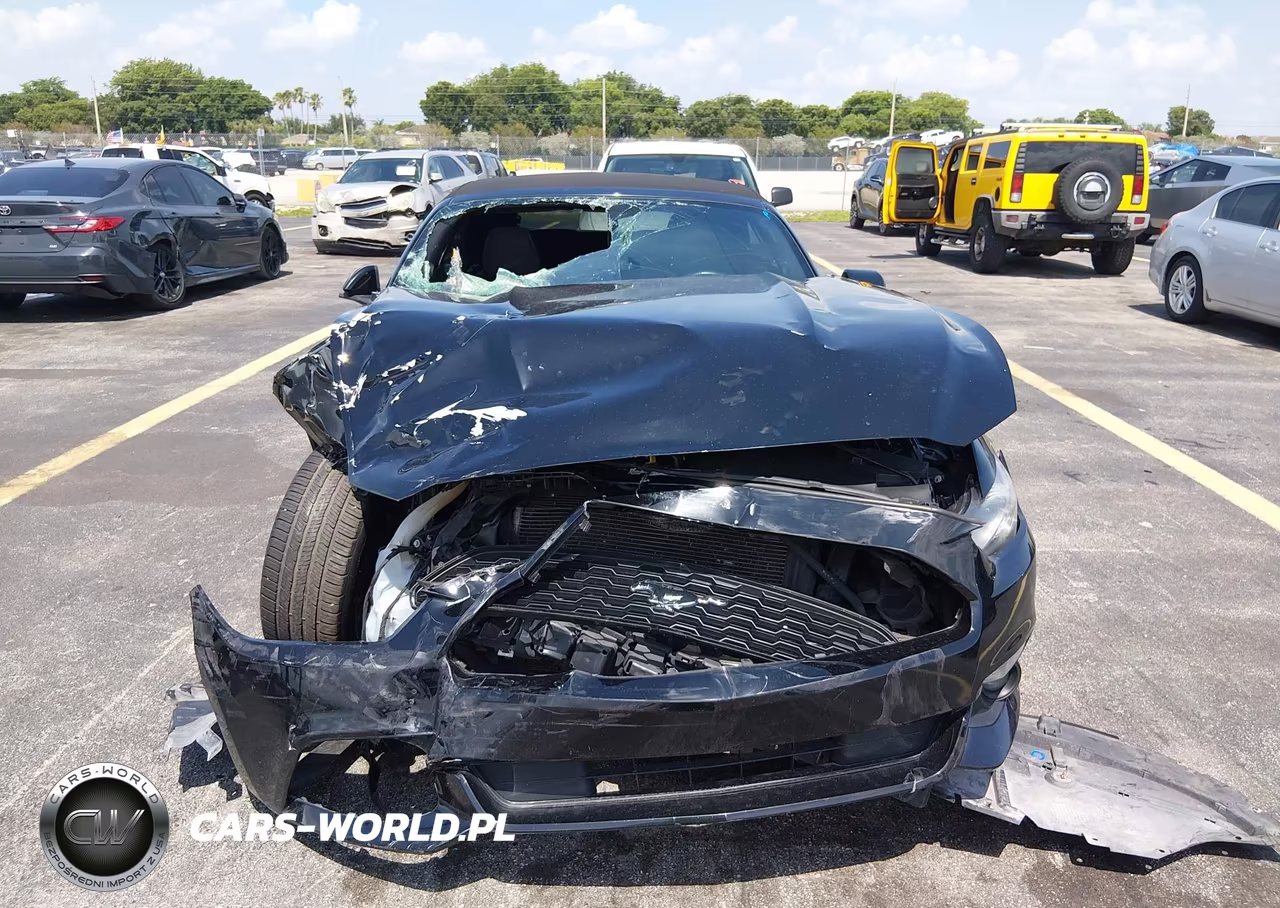 2017 Ford Mustang V6 VIN:1FATP8EM8H5264106 - 6