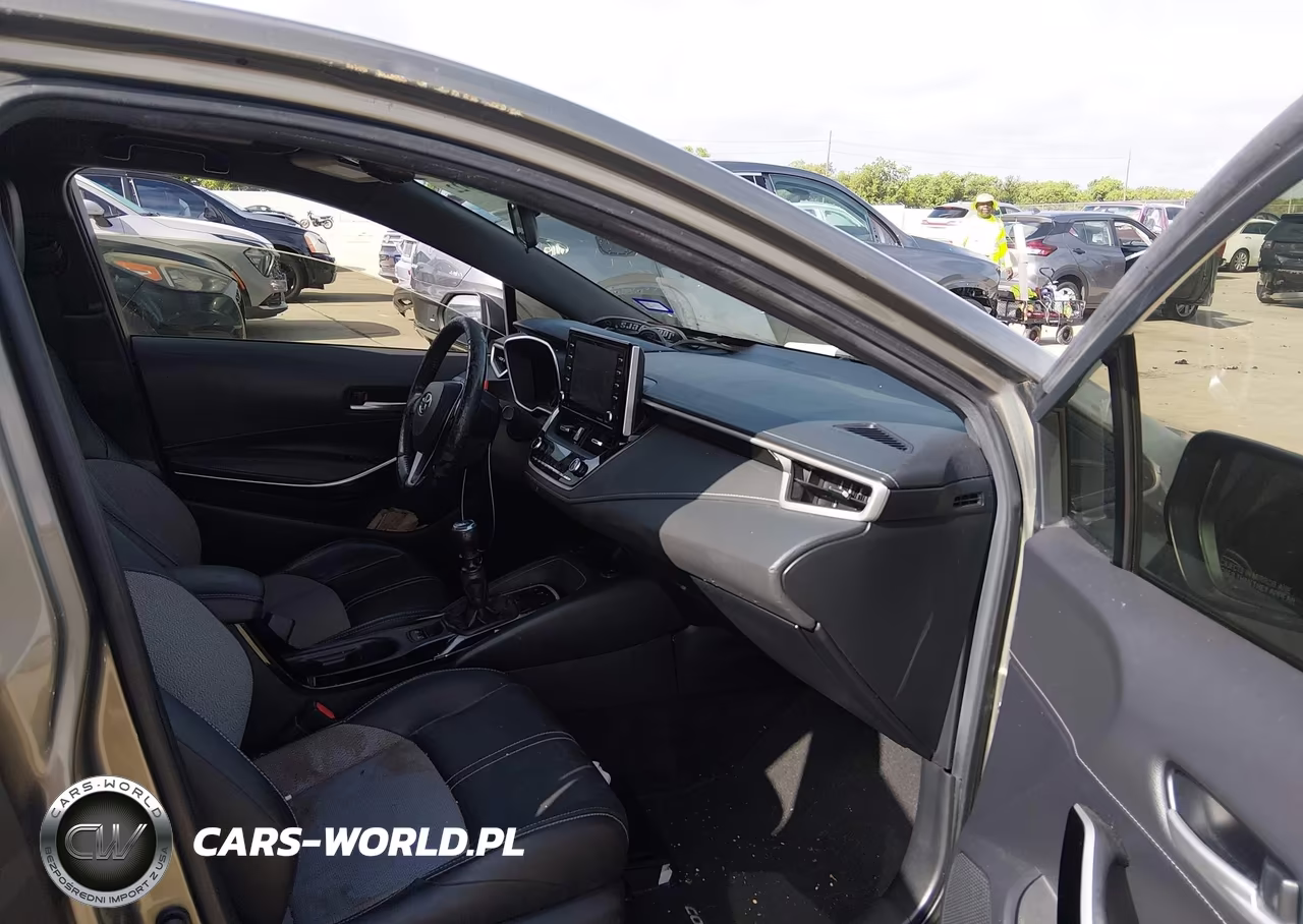 2019 Toyota Corolla Xse VIN:JTNK4RBE8K3055965 - 5