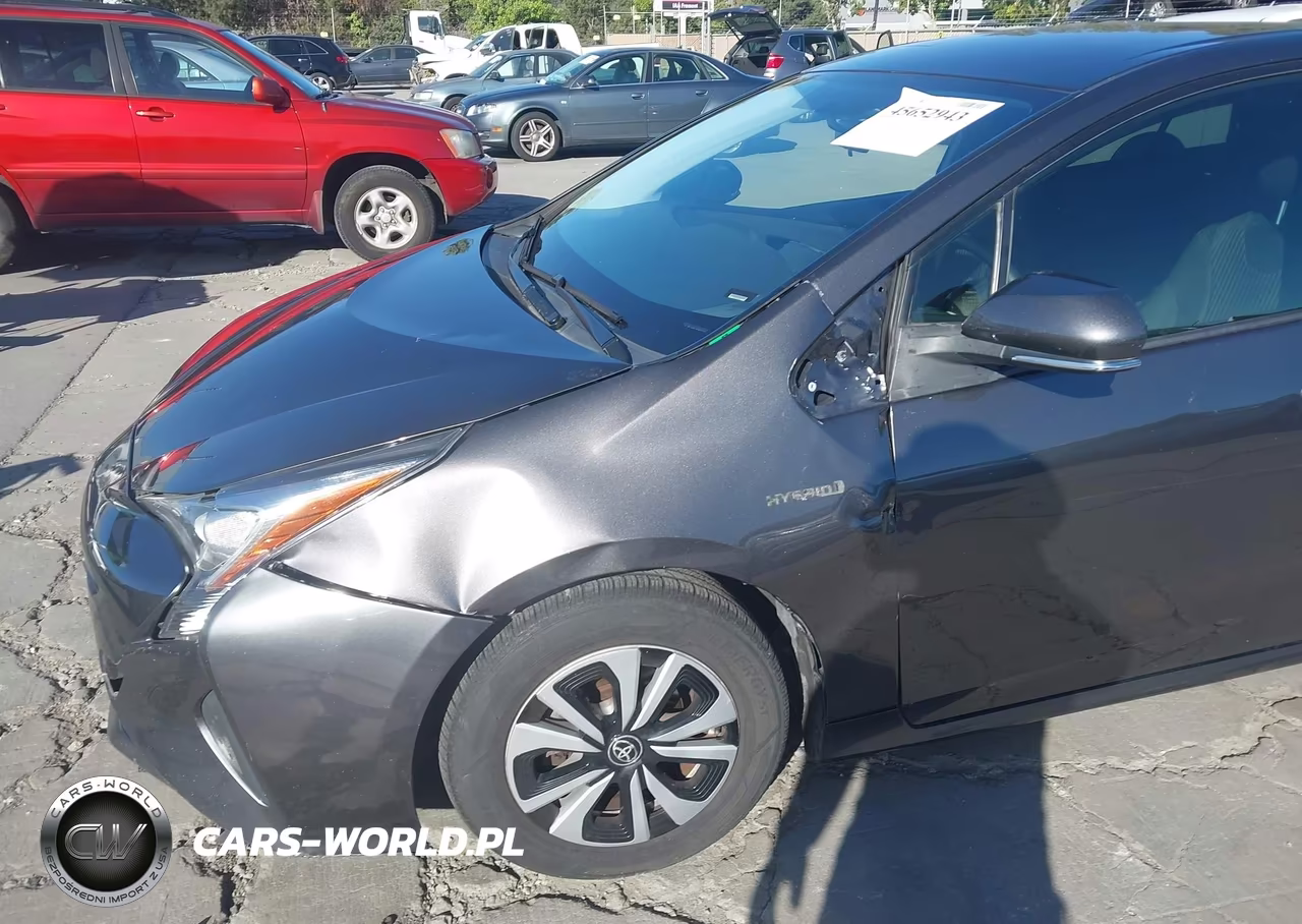2016 Toyota Prius Two VIN:JTDKBRFU7G3508184 - 6