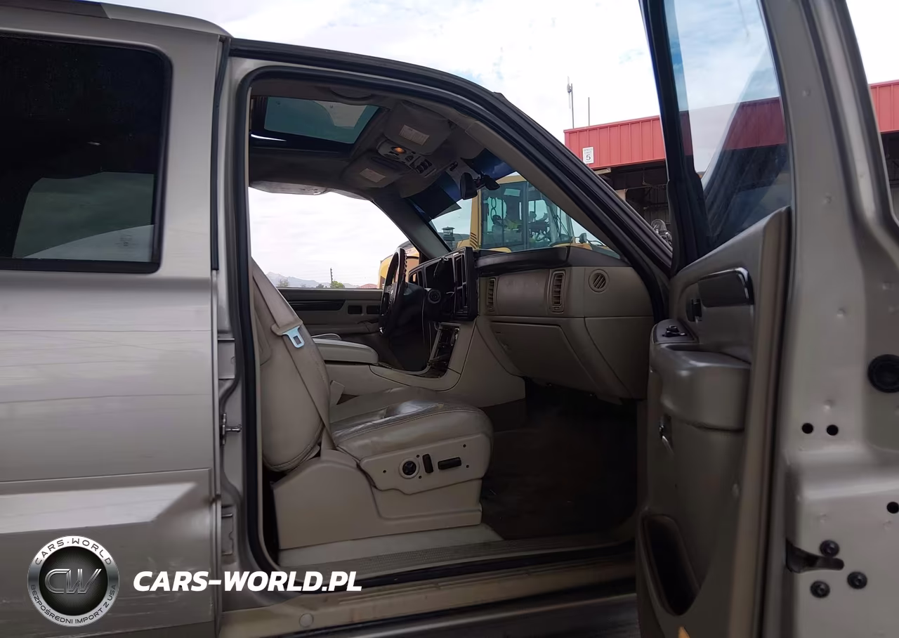 2004 Cadillac Escalade Standard VIN:1GYEK63N64R294428 - 5