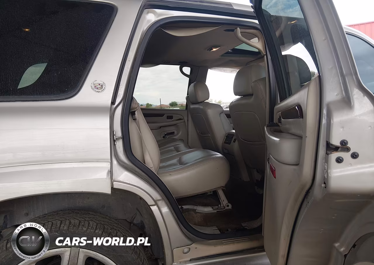 2004 Cadillac Escalade Standard VIN:1GYEK63N64R294428 - 8