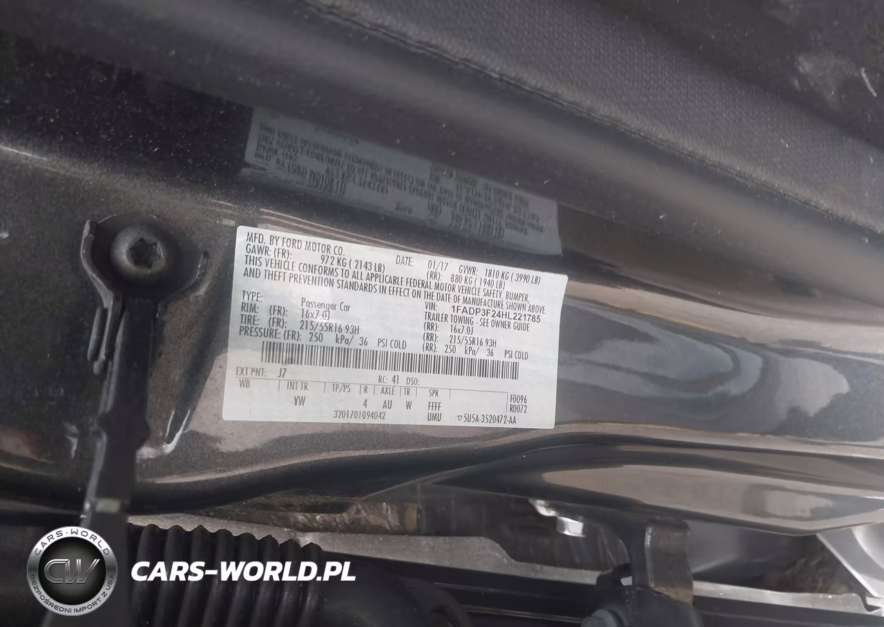 2017 Ford Focus Se VIN:1FADP3F24HL221785 - 9