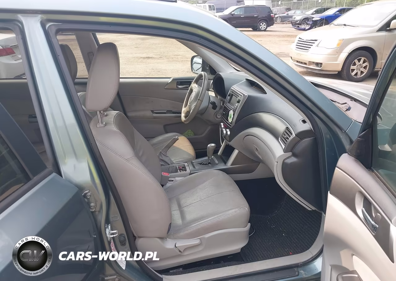 2011 Subaru Forester 2.5X Limited VIN:JF2SHAECXBH745838 - 5