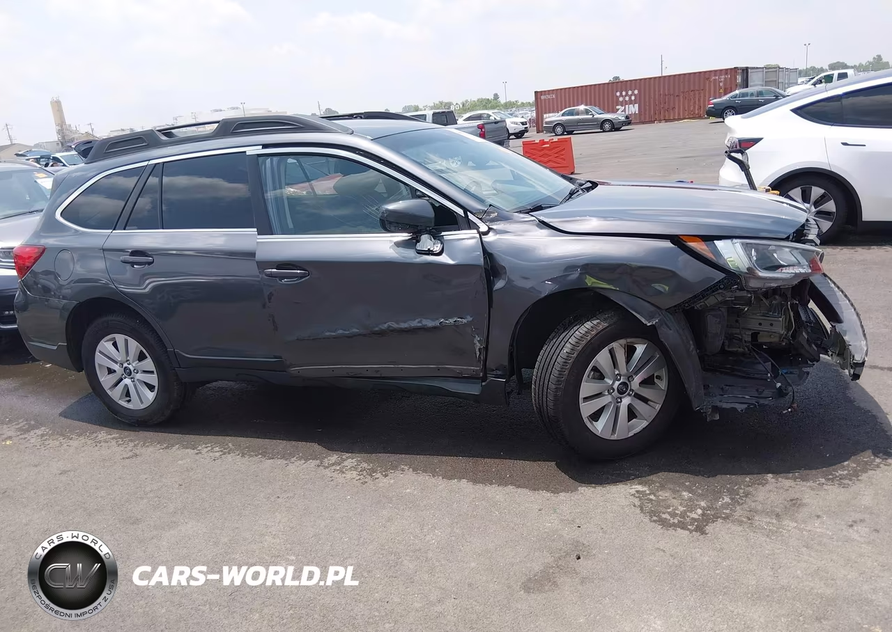 2018 Subaru Outback 2.5I Premium VIN:4S4BSACC4J3320948 - 19