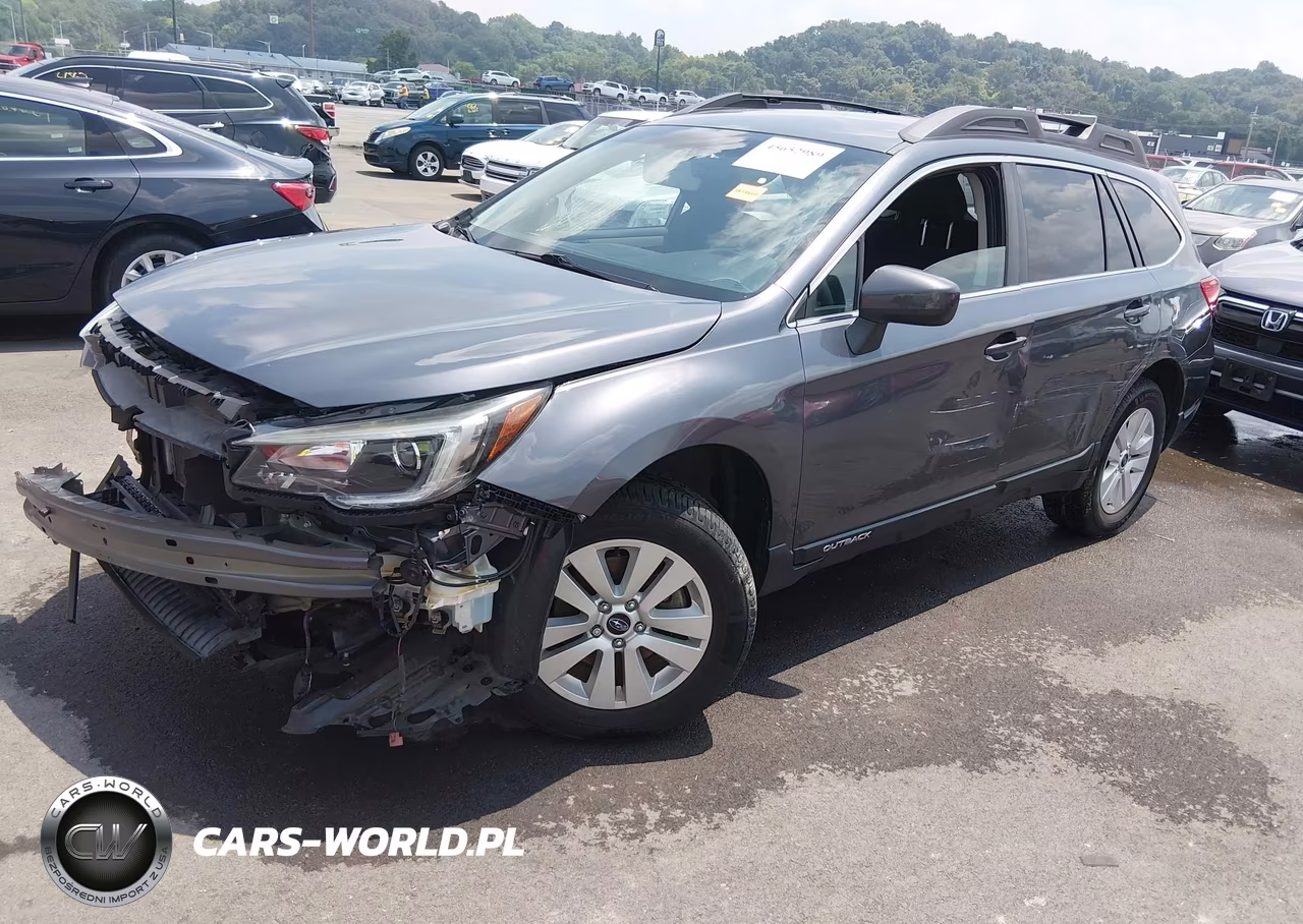 2018 Subaru Outback 2.5I Premium VIN:4S4BSACC4J3320948 - 2