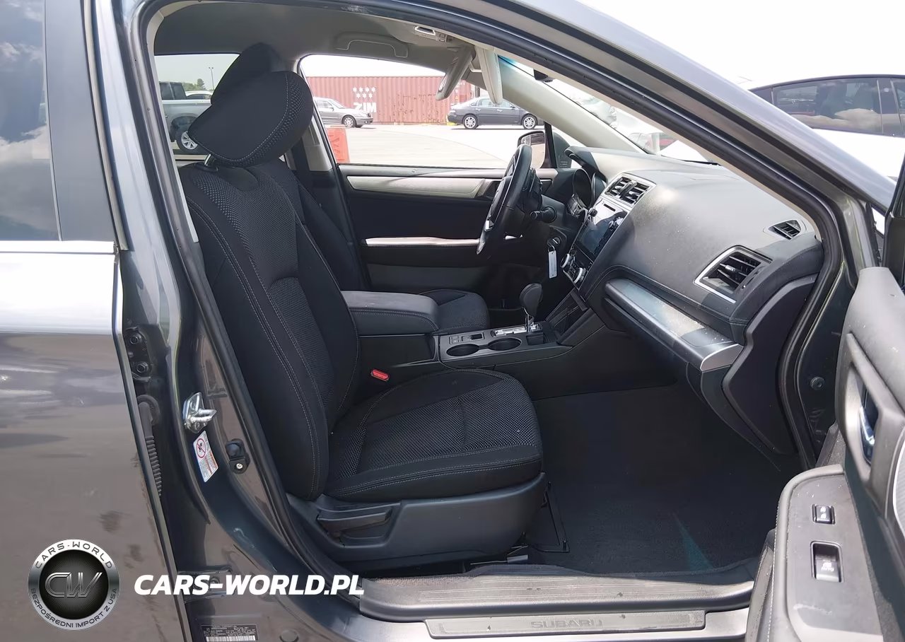 2018 Subaru Outback 2.5I Premium VIN:4S4BSACC4J3320948 - 5