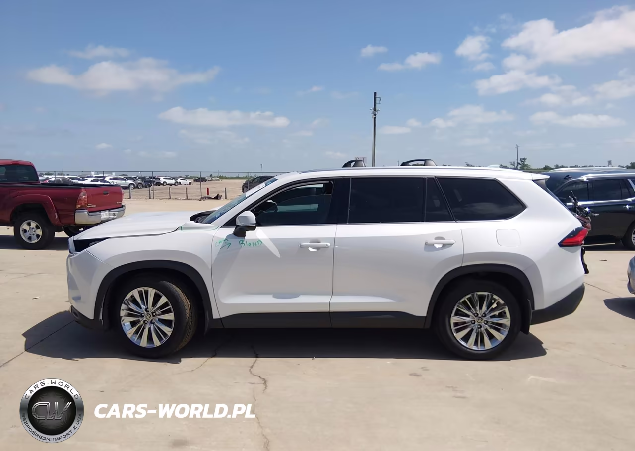 2024 Toyota Grand Highlander Platinum VIN:5TDAAAB59RS053953 - 14